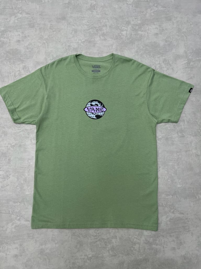 Green T-shirt With Sun And Earth Print On The Back