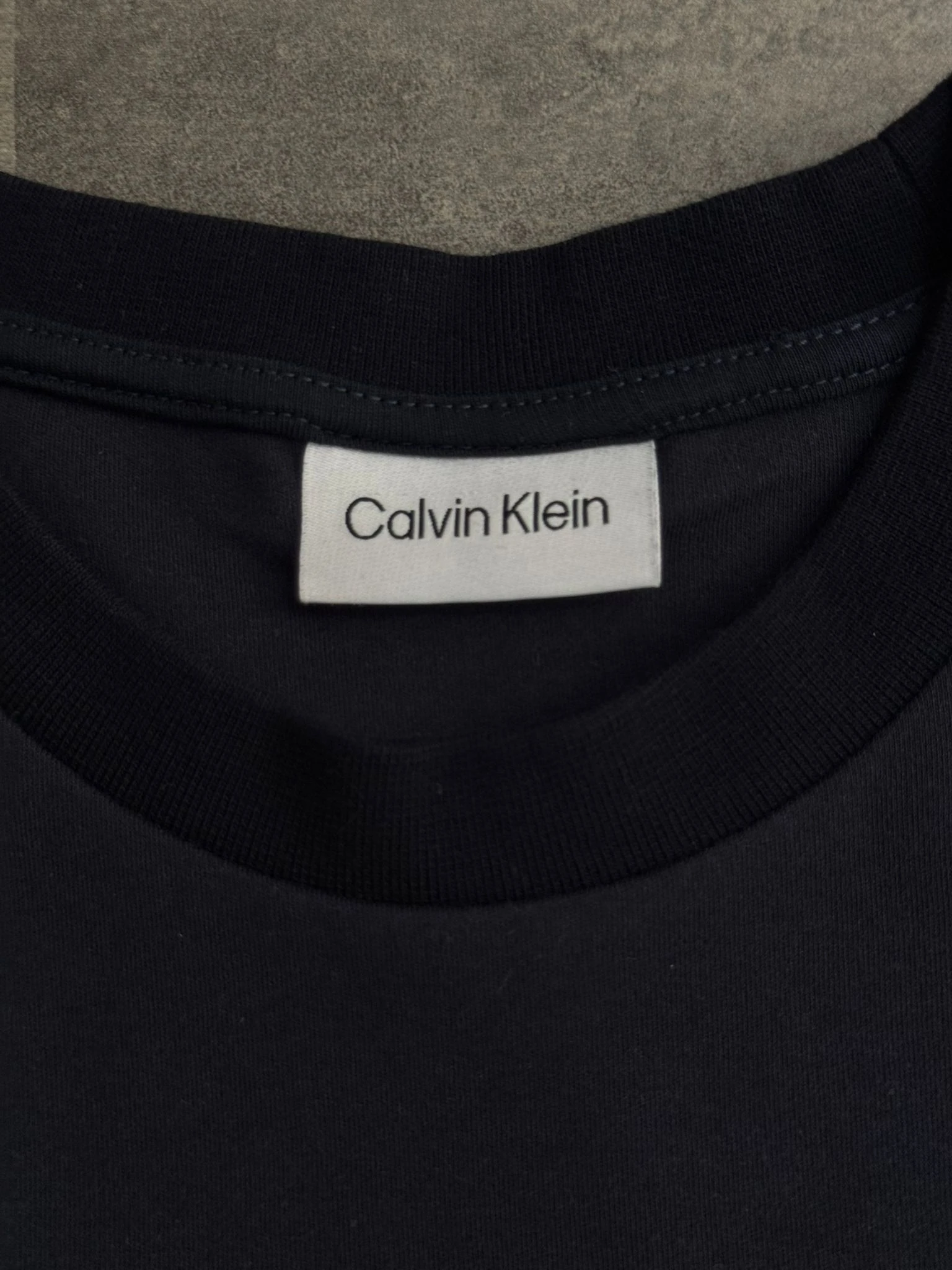 Yeni Sezon Kabartmalı Baskı Essential T-shirt