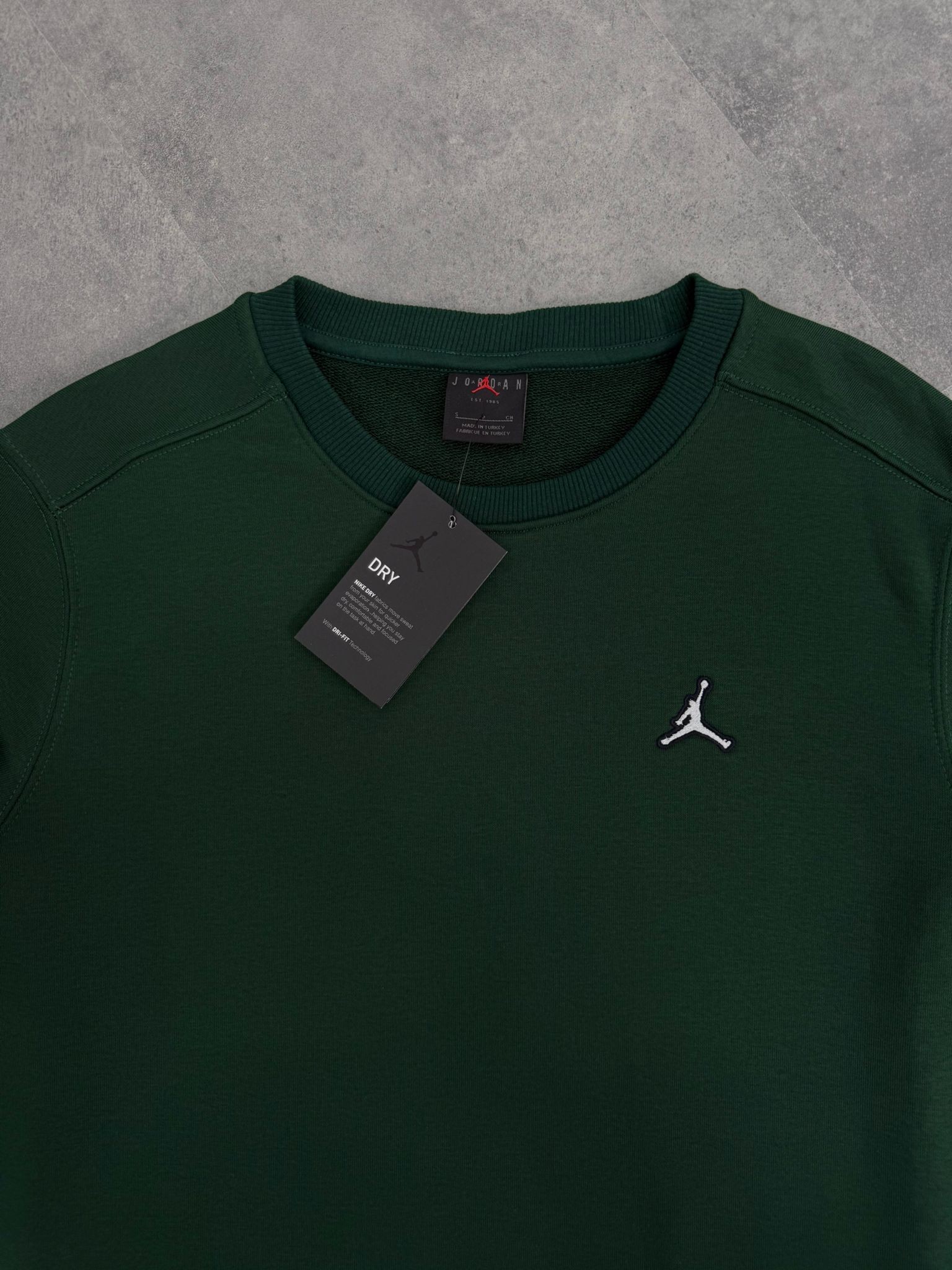 Yeni Sezon Basic Mini Logo Essential Sweatshirt