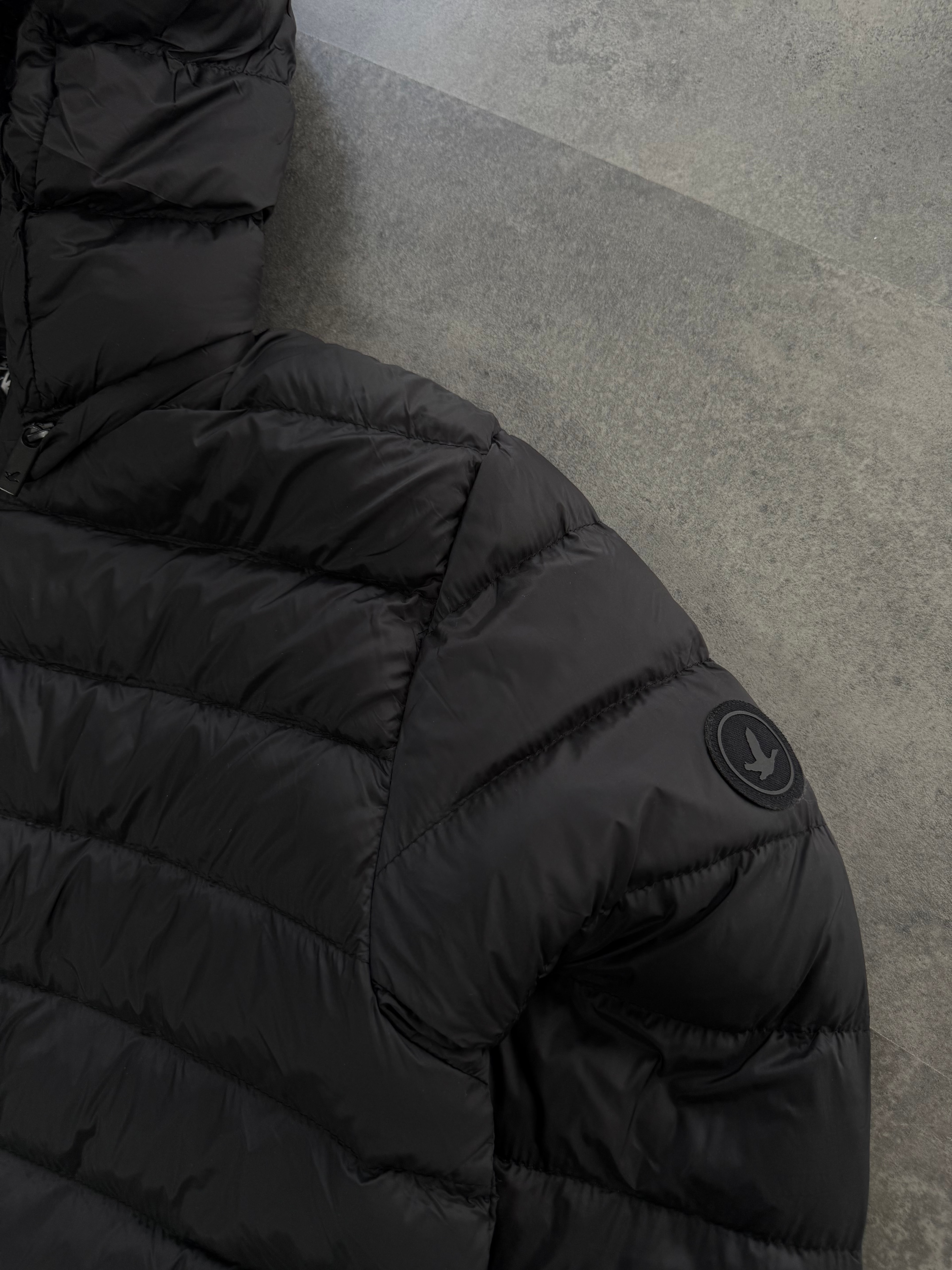 Yeni Sezon Premium Basic Logolu Kapşonlu Şişme Mont