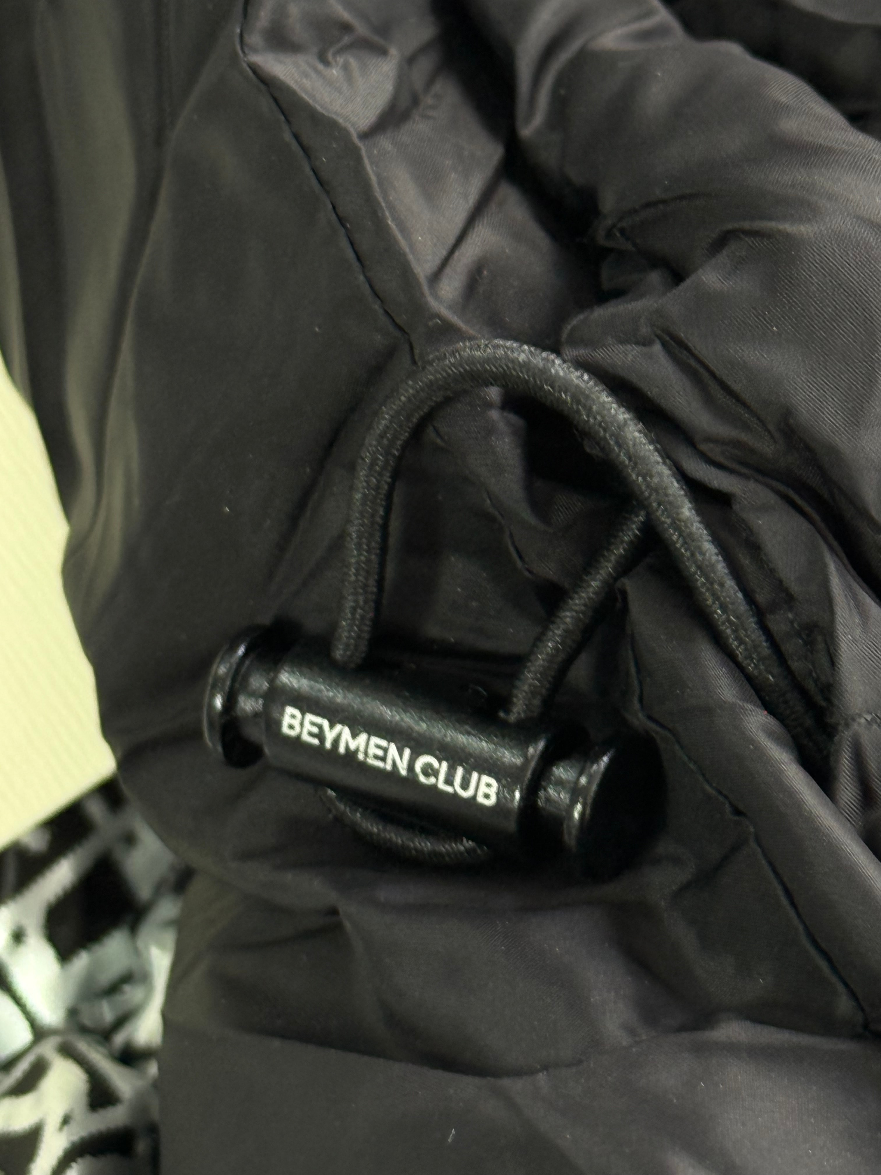 Yeni Sezon Premium Basic Logolu Kapşonlu Şişme Mont