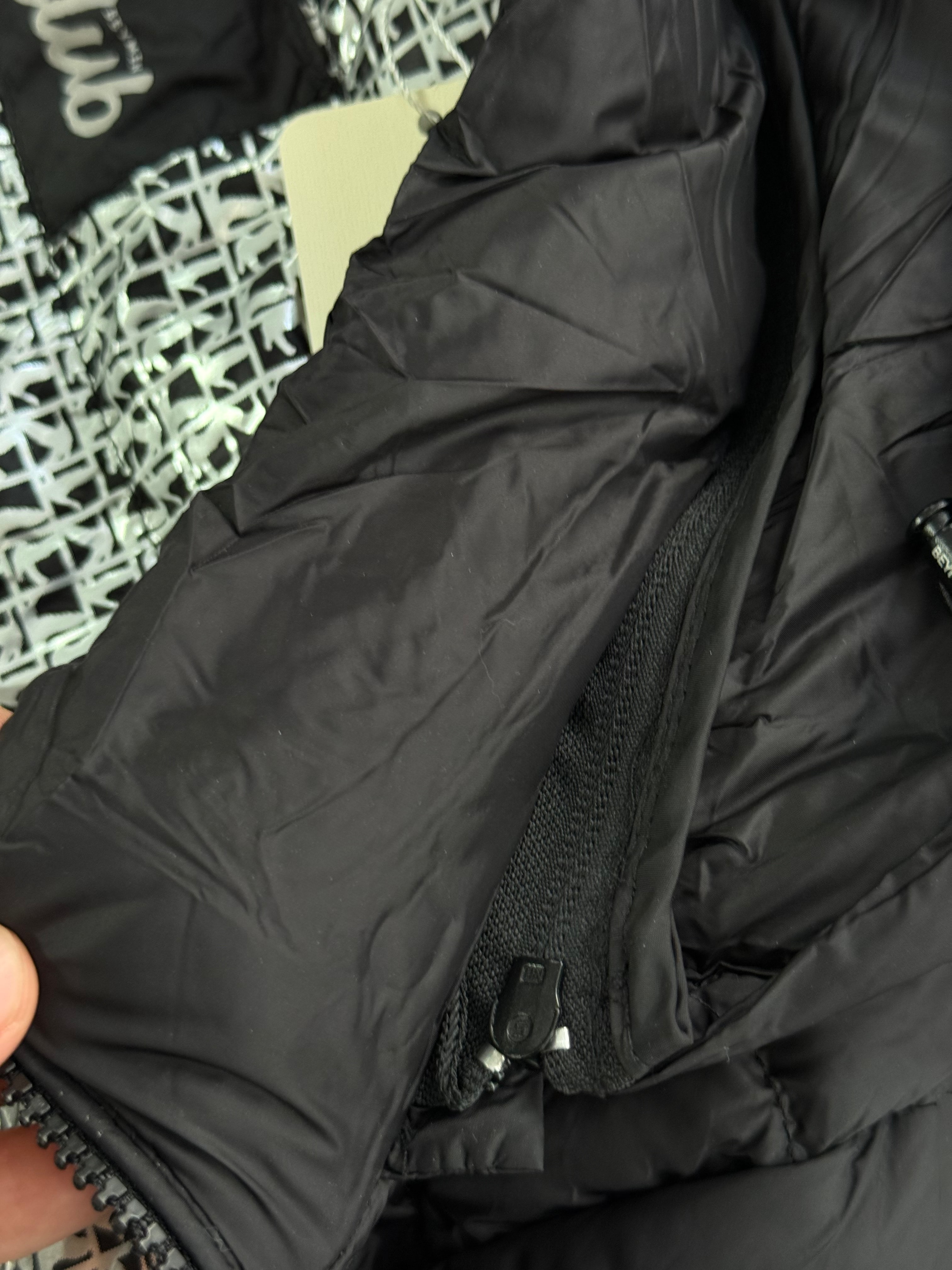 Yeni Sezon Premium Basic Logolu Kapşonlu Şişme Mont