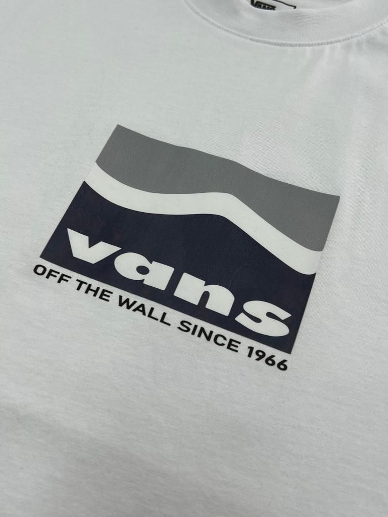 Wave Print On White T-shirt