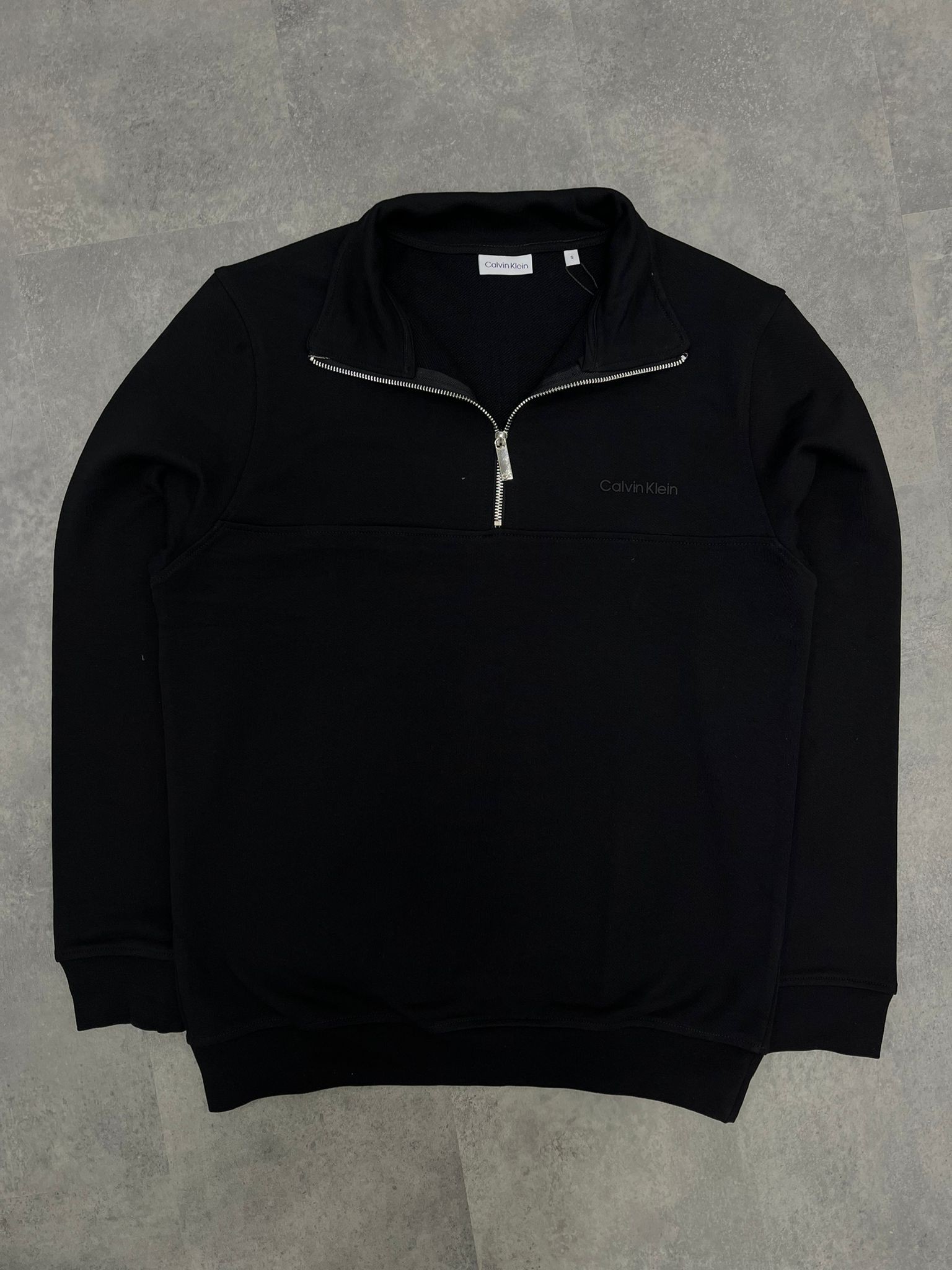 Yeni Sezon Yarım Fermuarlı Essential Logo Sweatshirt