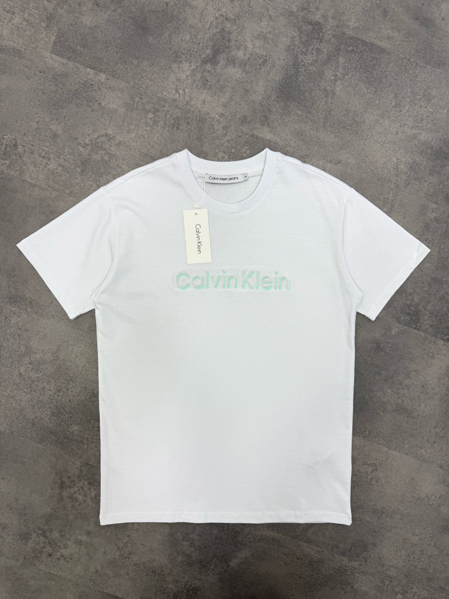 Yeni Sezon Neon Logo Özel Series T-shirt