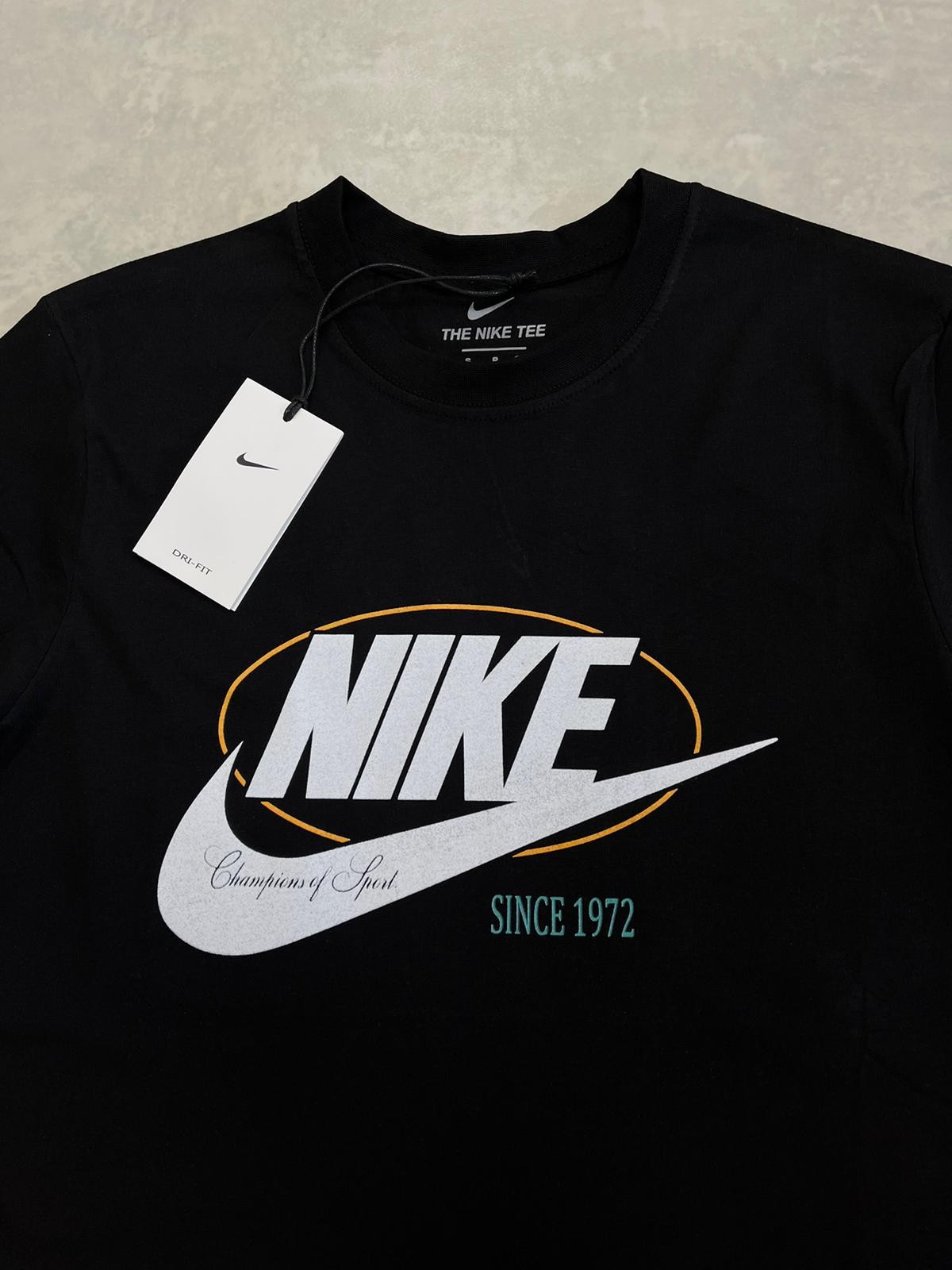 Back To Print The Sınce 1972 Black T-shirt