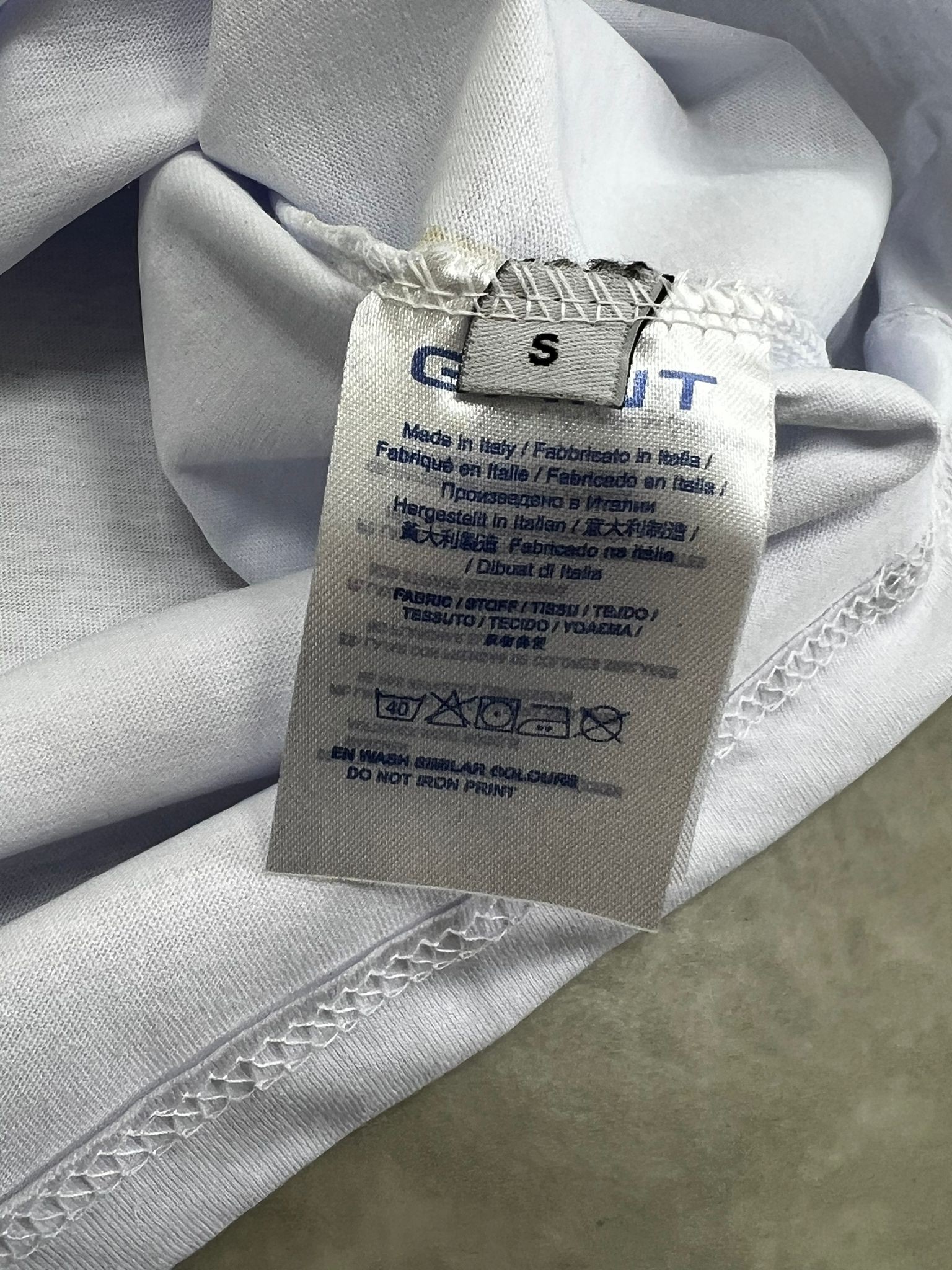 Mid Essential Icon Logo Cream T-shirt