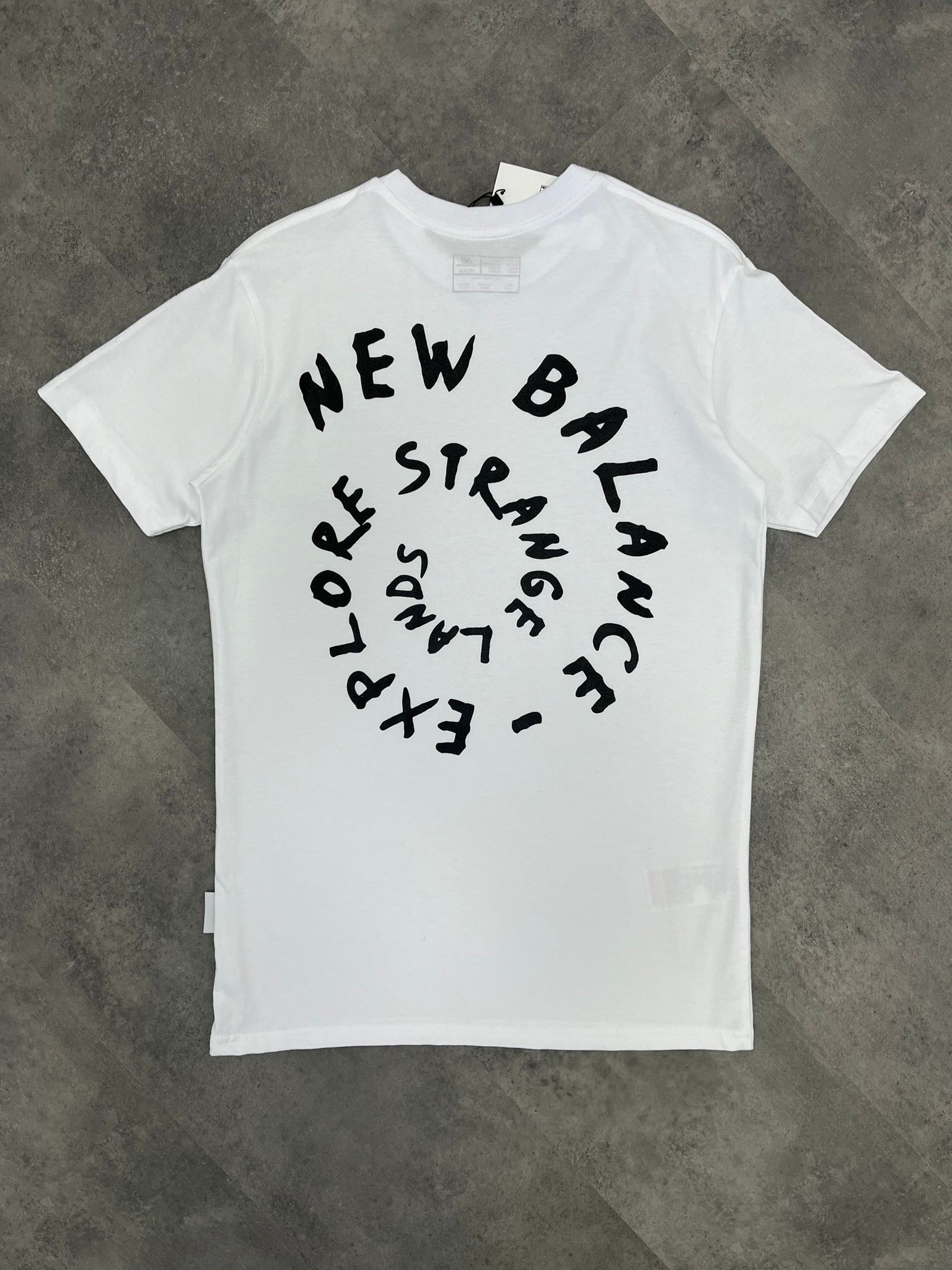 Yeni Sezon Back To Print Explore Strange White T-shirt
