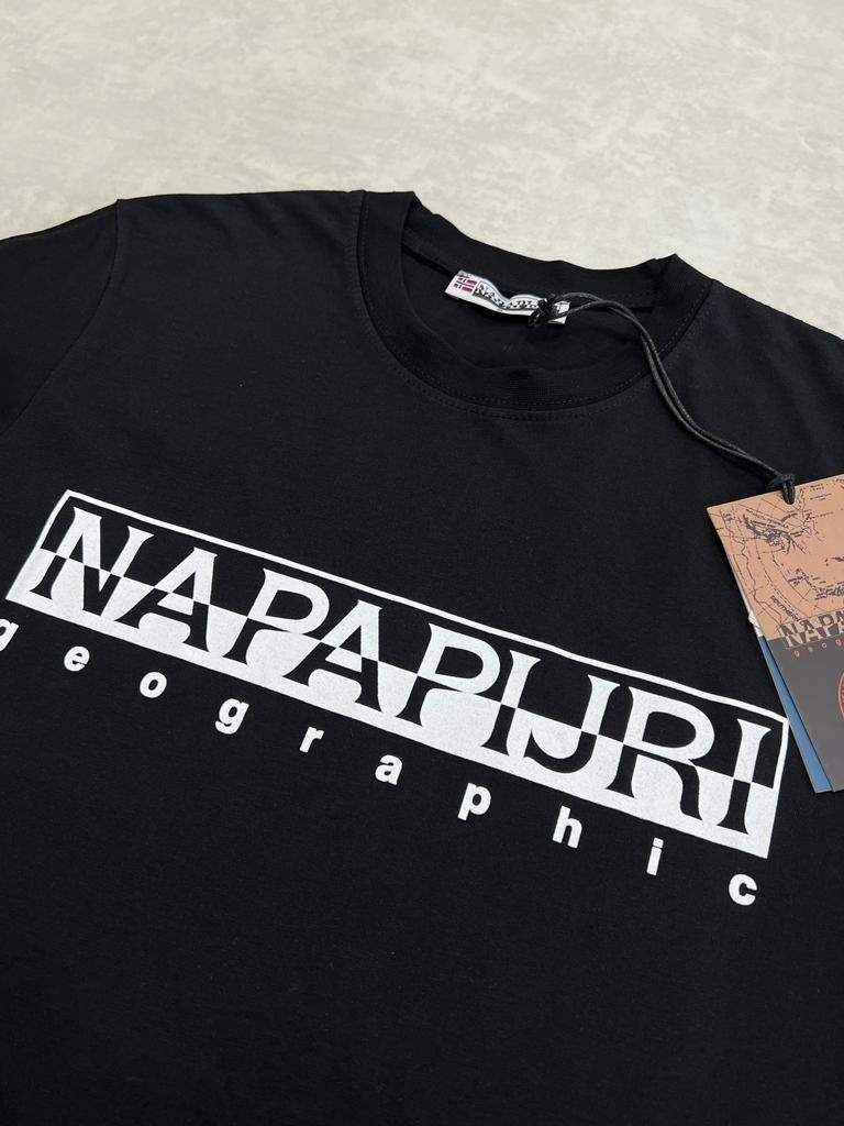 Geographic Mid Logo Black T-shirt