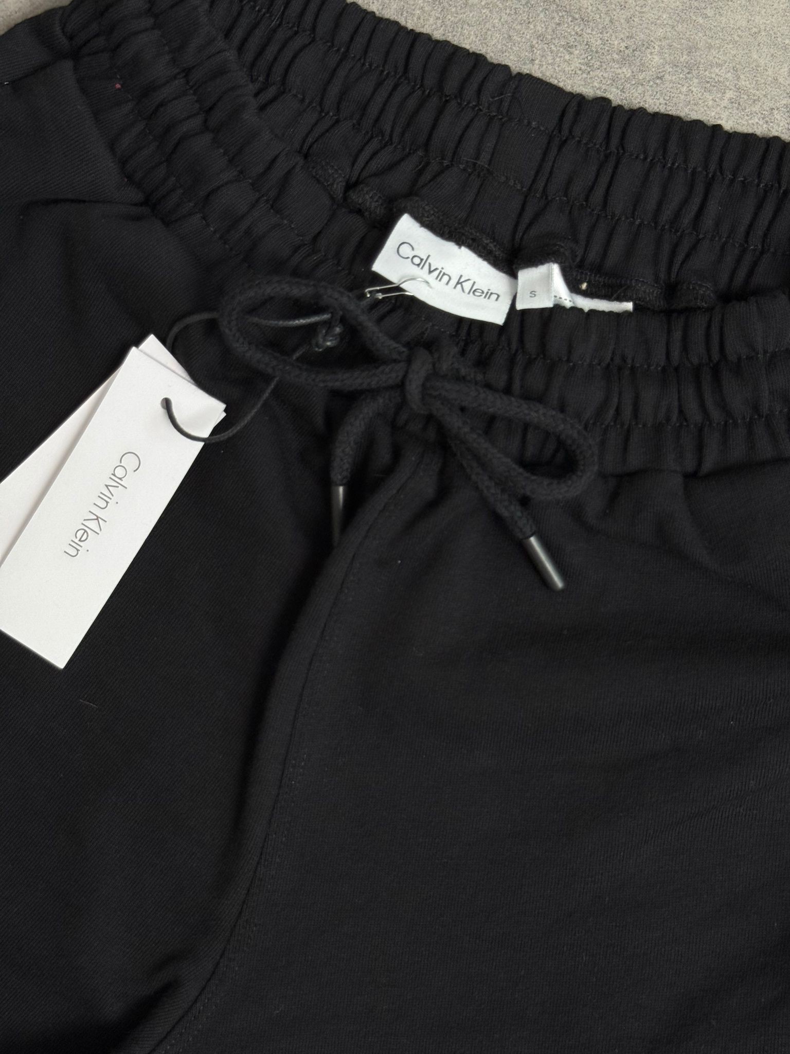 Yeni Sezon Essential Şardonsuz Regular Basic Logo Şort
