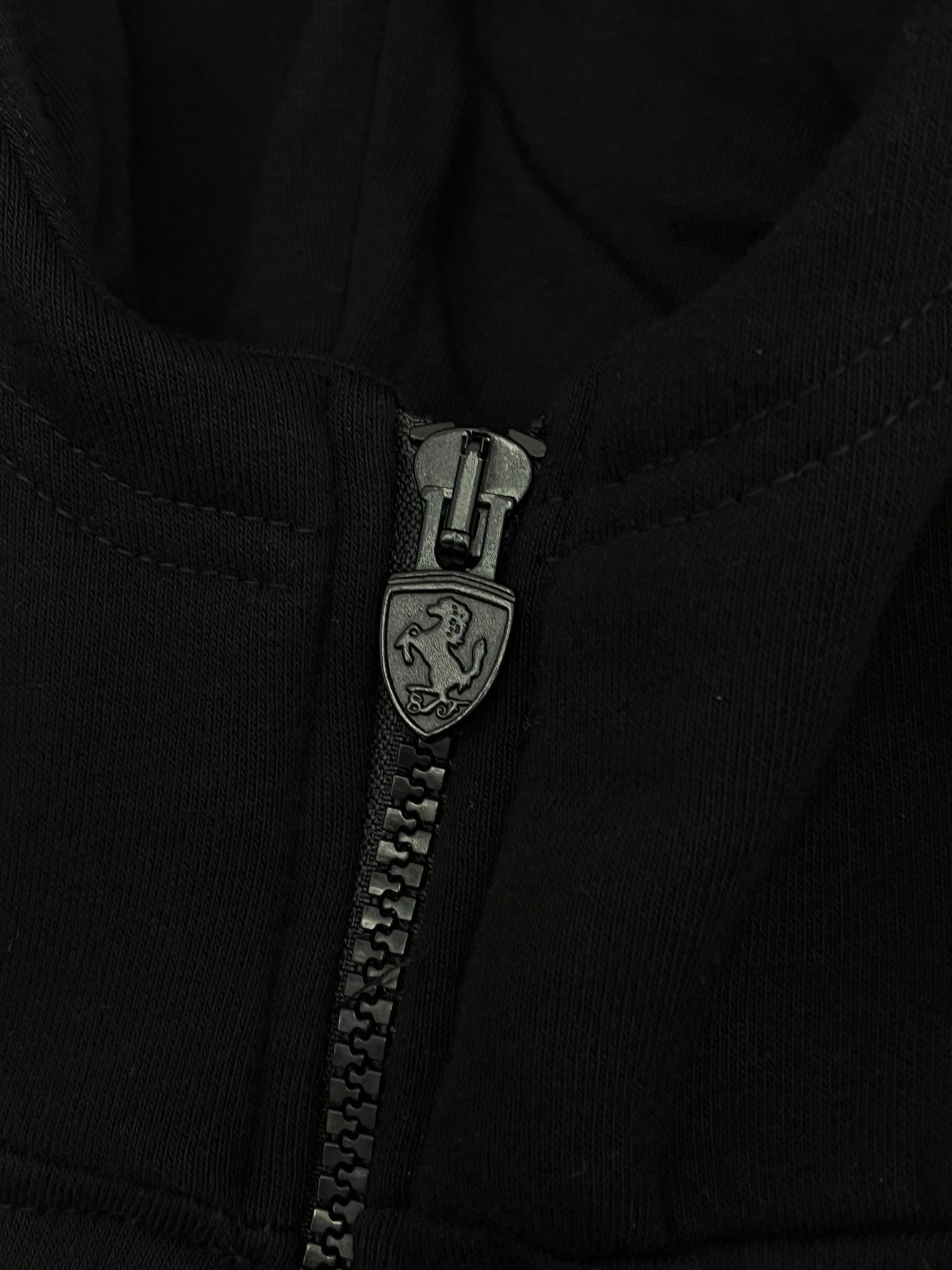 Yeni Sezon Limited Edition Ferrari Kapşonlu Ceket