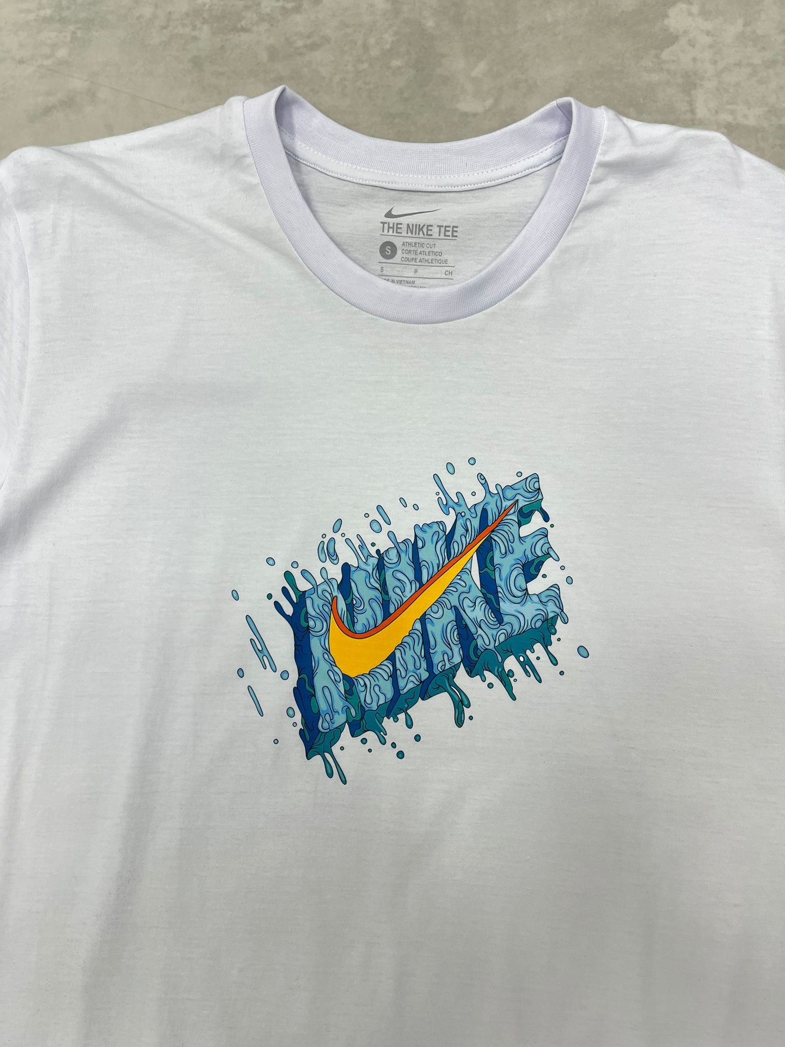 Soap Washing Mid Icon Print White T-shirt