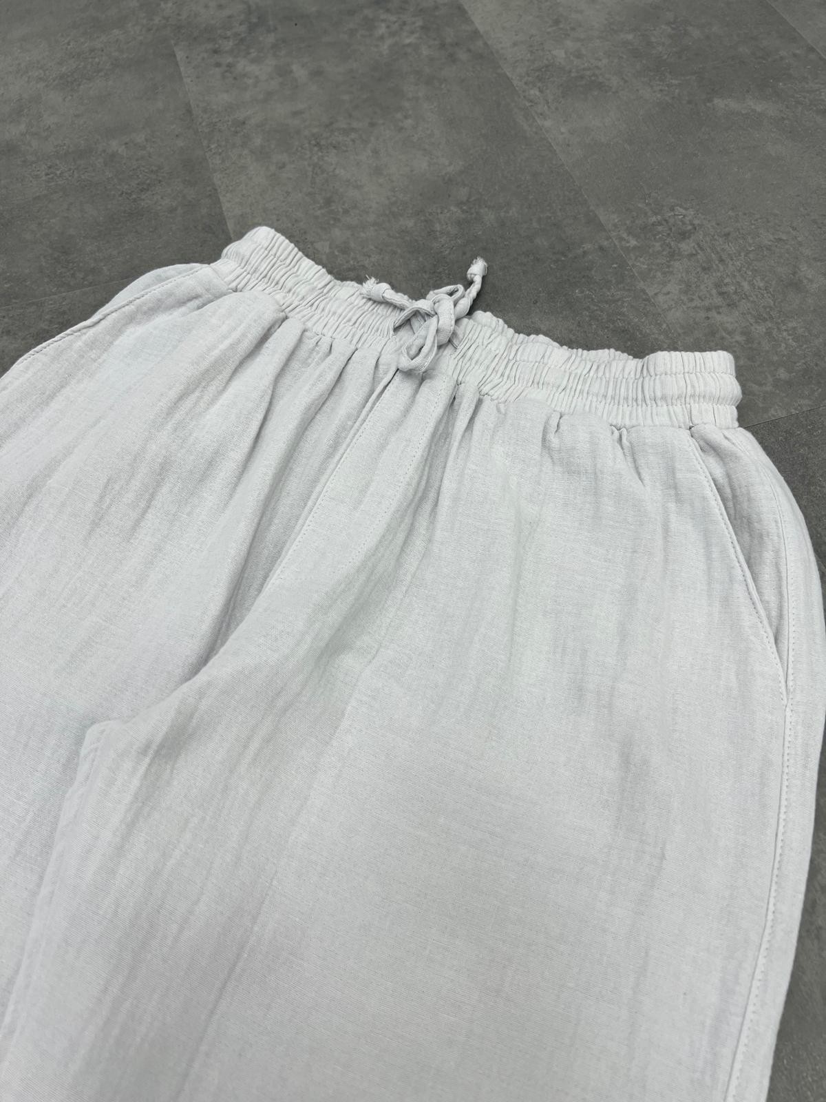 Yazlık Yeni Sezon White Gray Pantalon