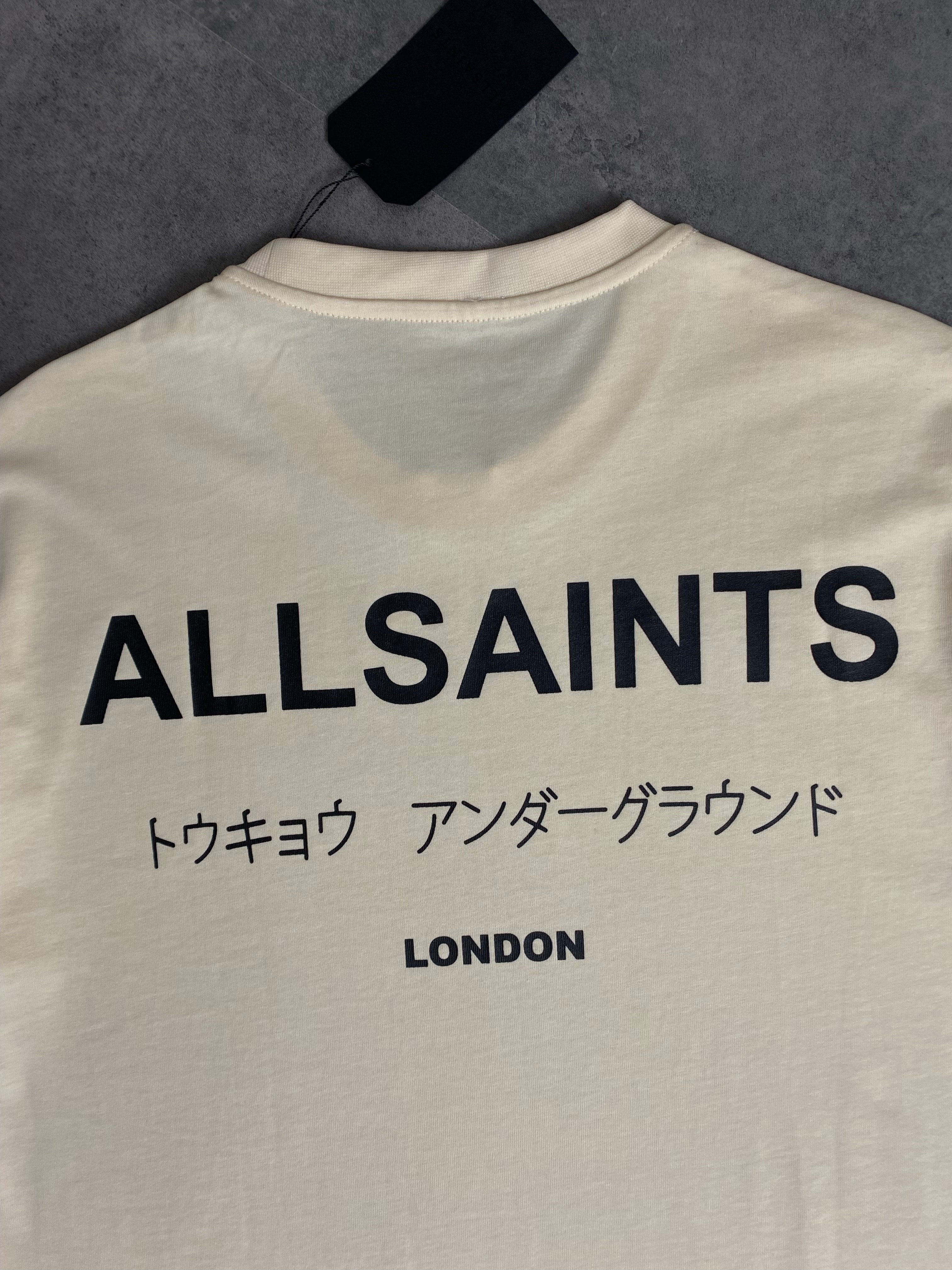 Yeni Sezon London Back to Print Kalın Pamuk T-shirt