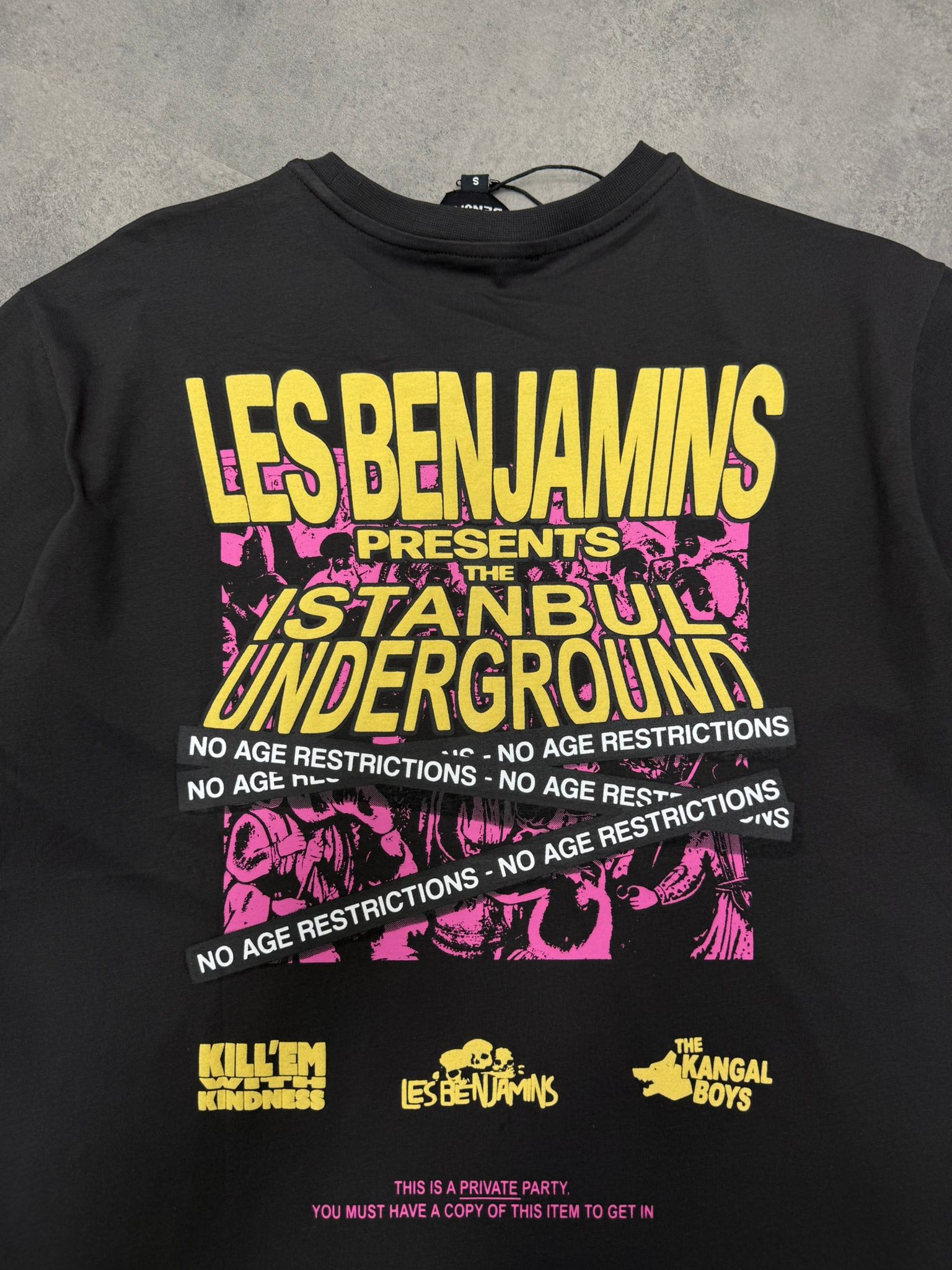 Yeni Sezon Back To Print Underground  T-shirt