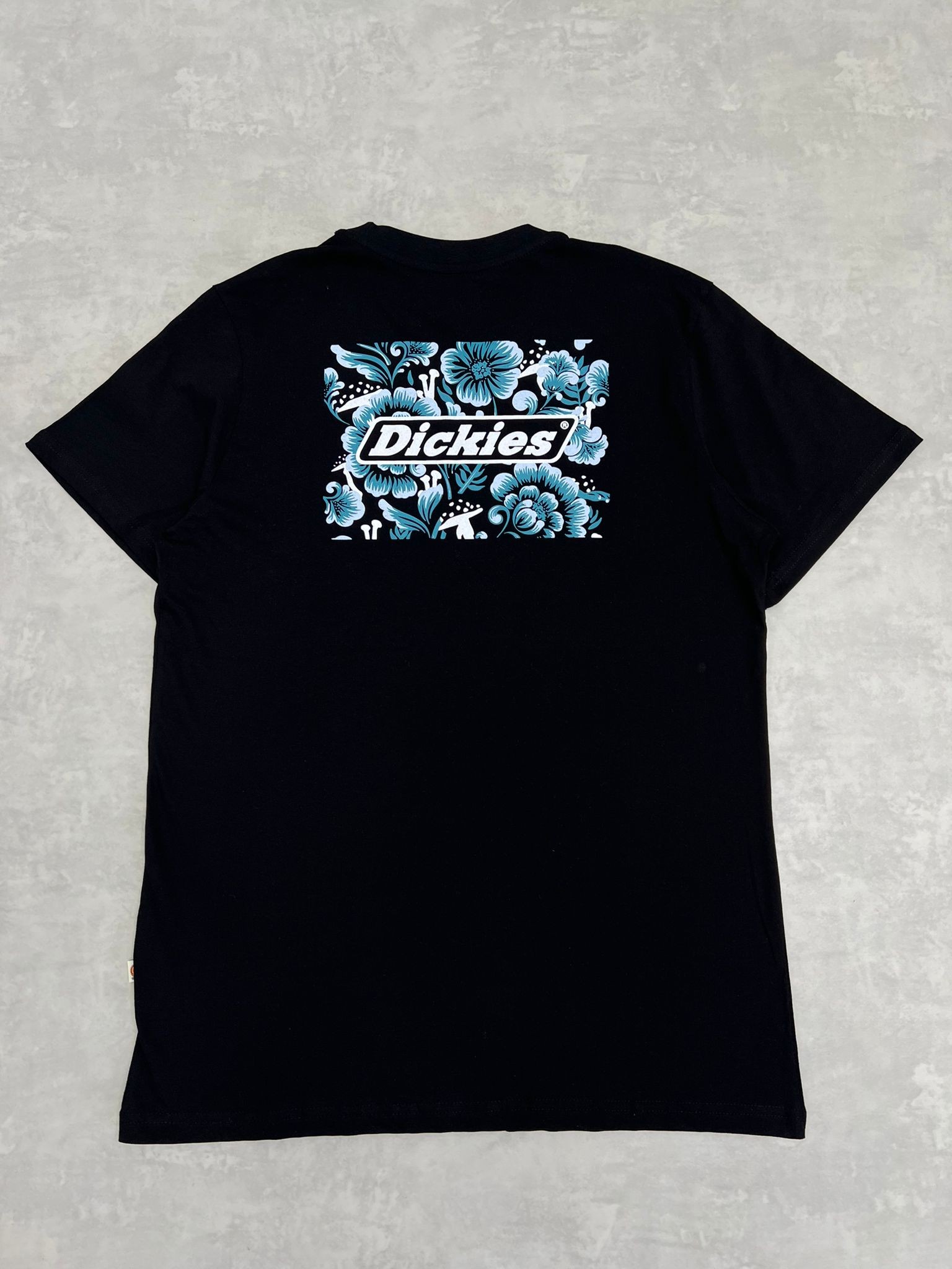 Yeni Sezon Back To Print Flower Black T-shirt