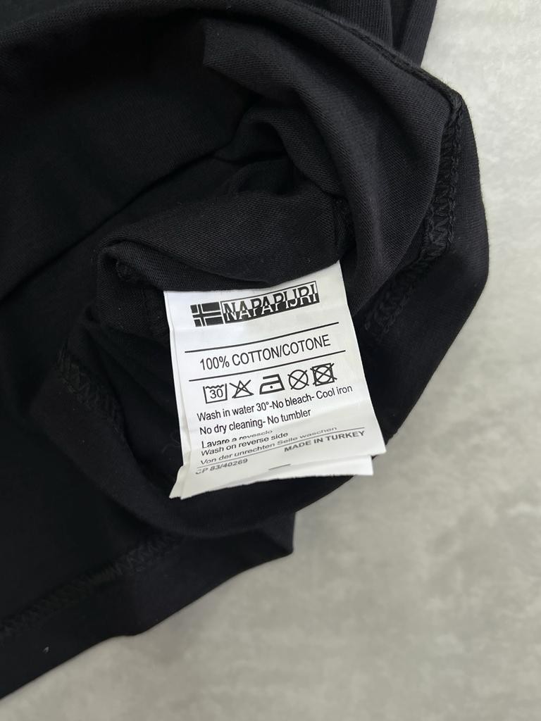 Geographic Mid Logo Black T-shirt