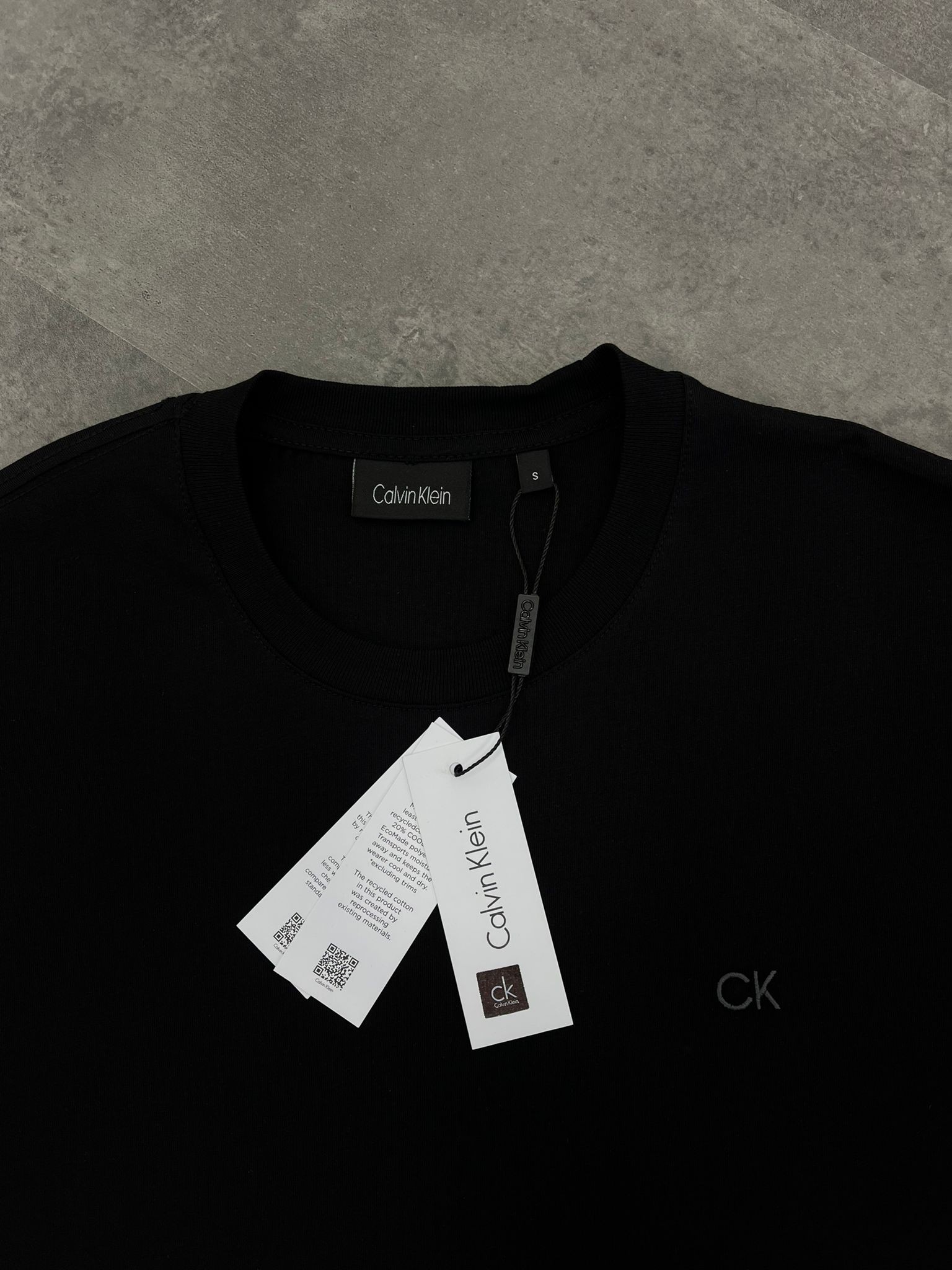 Yeni Sezon Basic Mini Logo Ceast Kumaş Black T-shirt