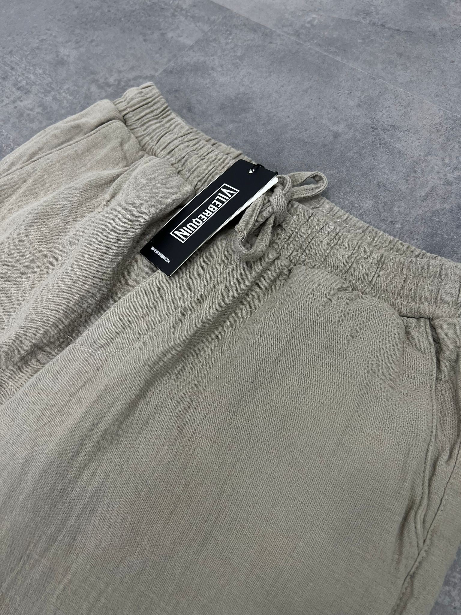 Yazlık Yeni Sezon Koyu Haki Müslin Pantalon