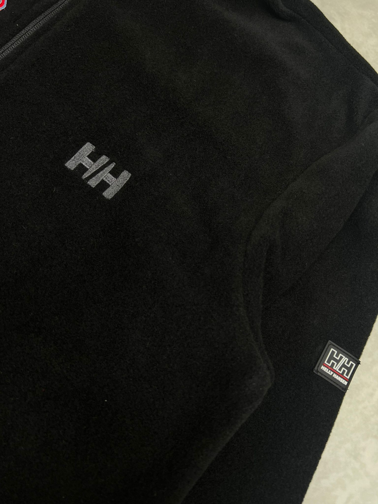 Half Zip Classic Black Polar