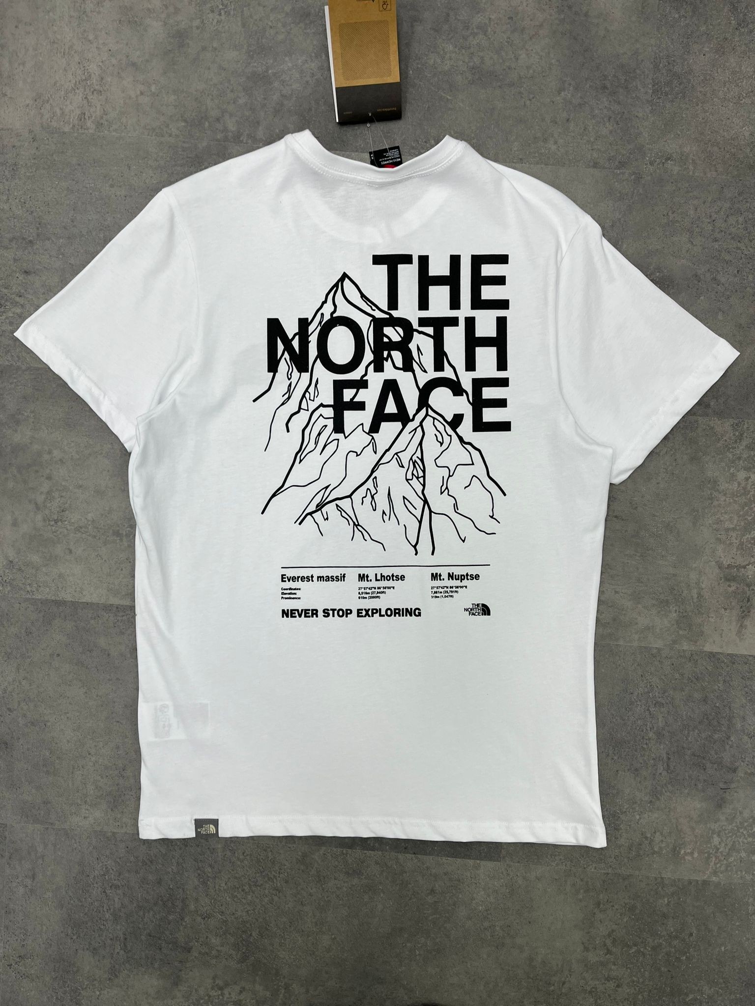 Yeni Sezon Back To Print Mountain White T-shirt