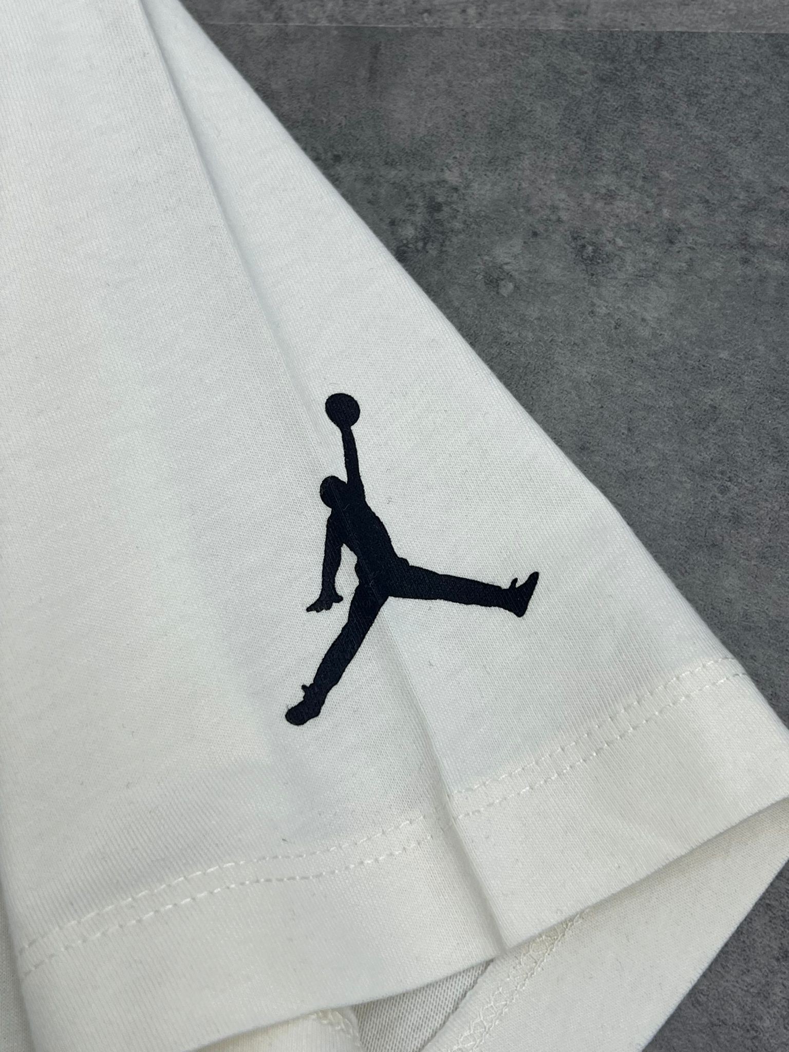 Yeni Sezon Ekoseli Series Cream  T-shirt