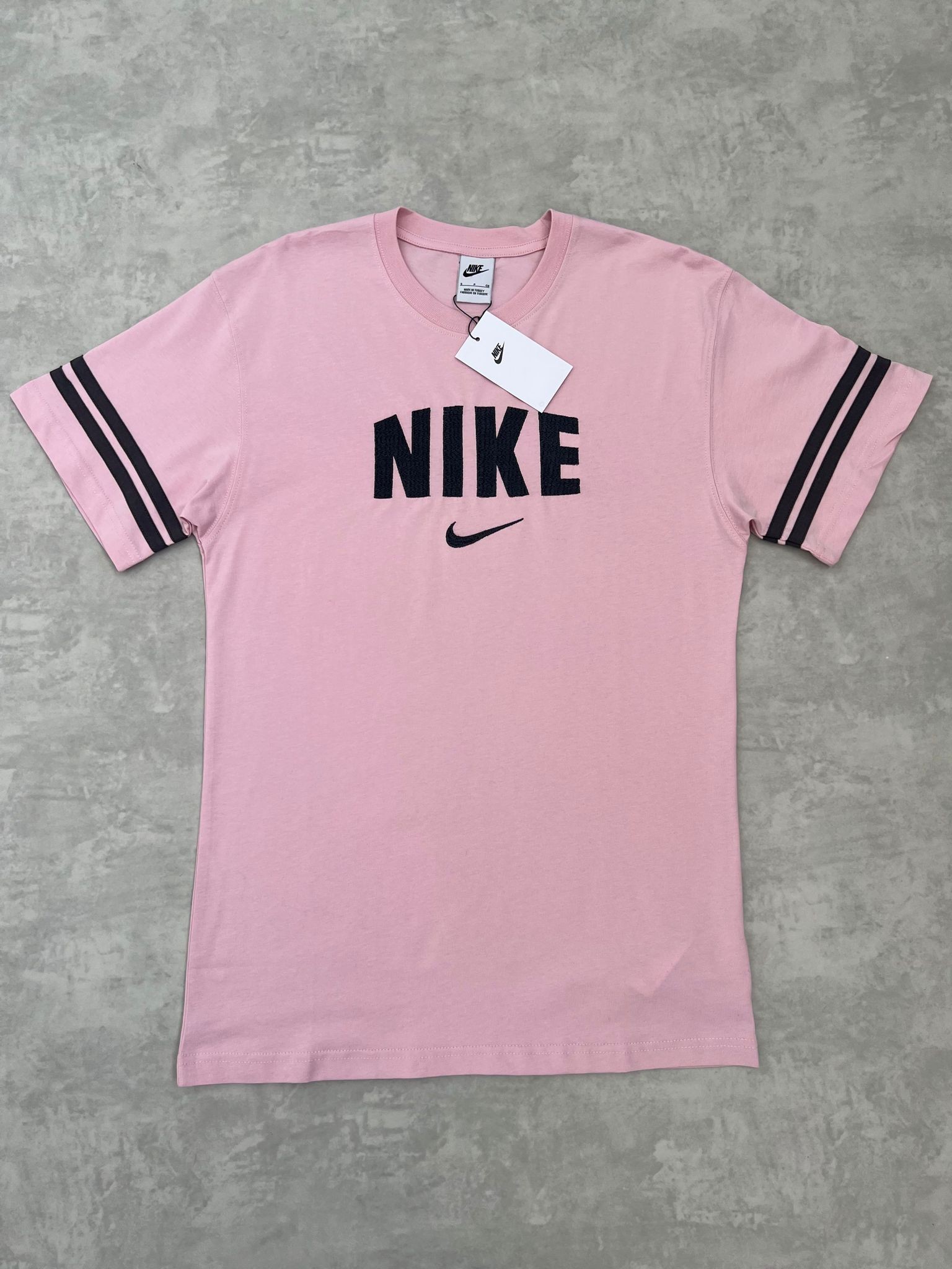 College Kolları Şeritli Aplike Pink T-shirt