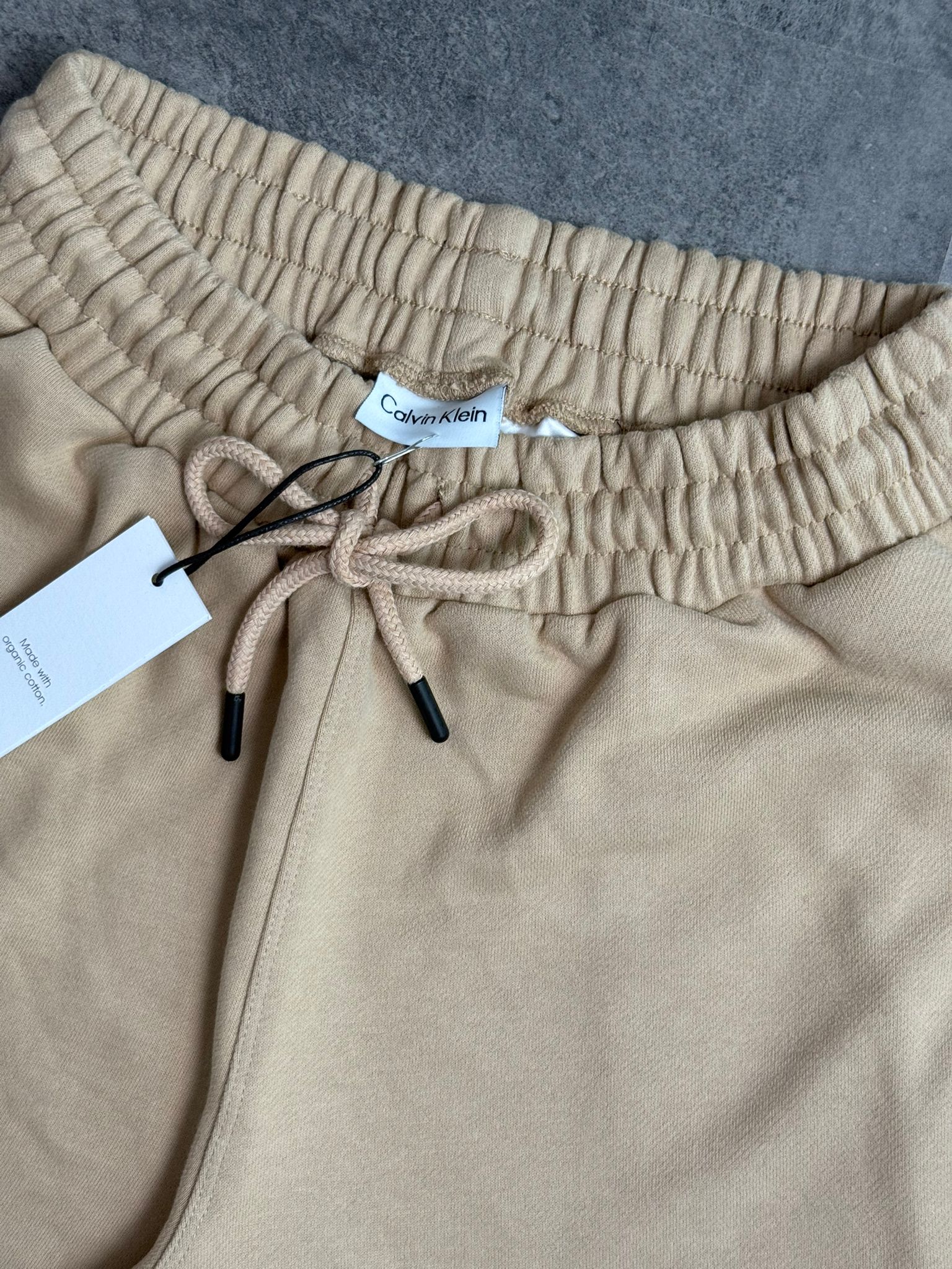 Yeni Sezon Essential Şardonsuz Regular Basic Logo Şort