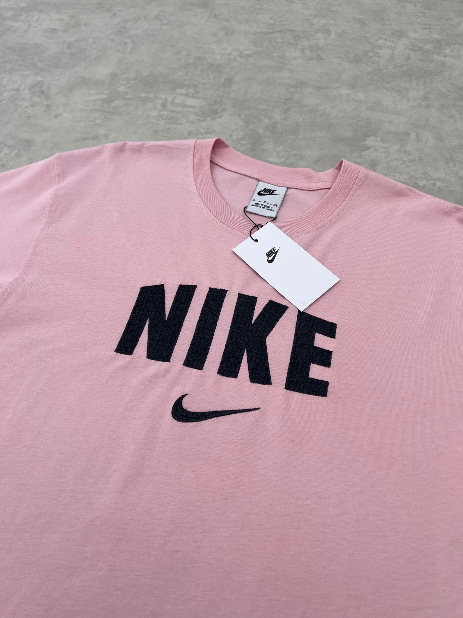 College Kolları Şeritli Aplike Pink T-shirt