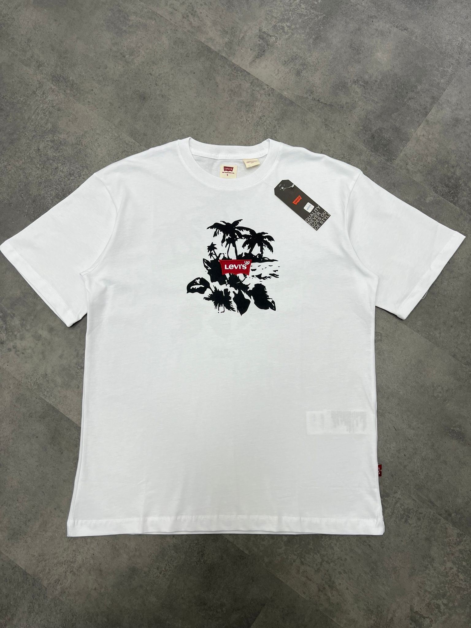 Yeni Sezon Back Print Island White T-shirt