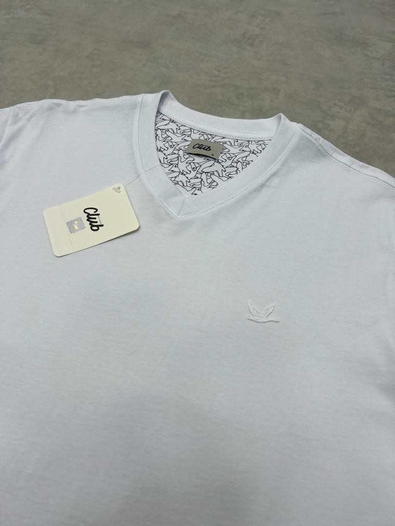 V Yaka Classic Mini Logo White Basic T-shirt