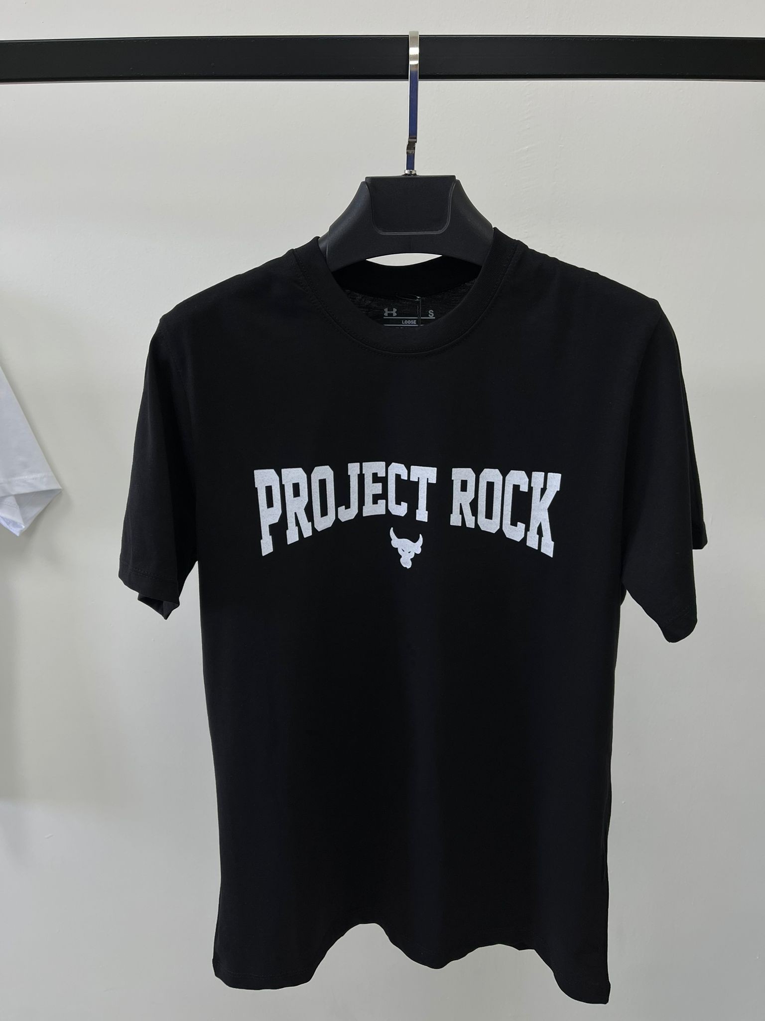 Project Rock Icon Mid Logo Black T-shirt