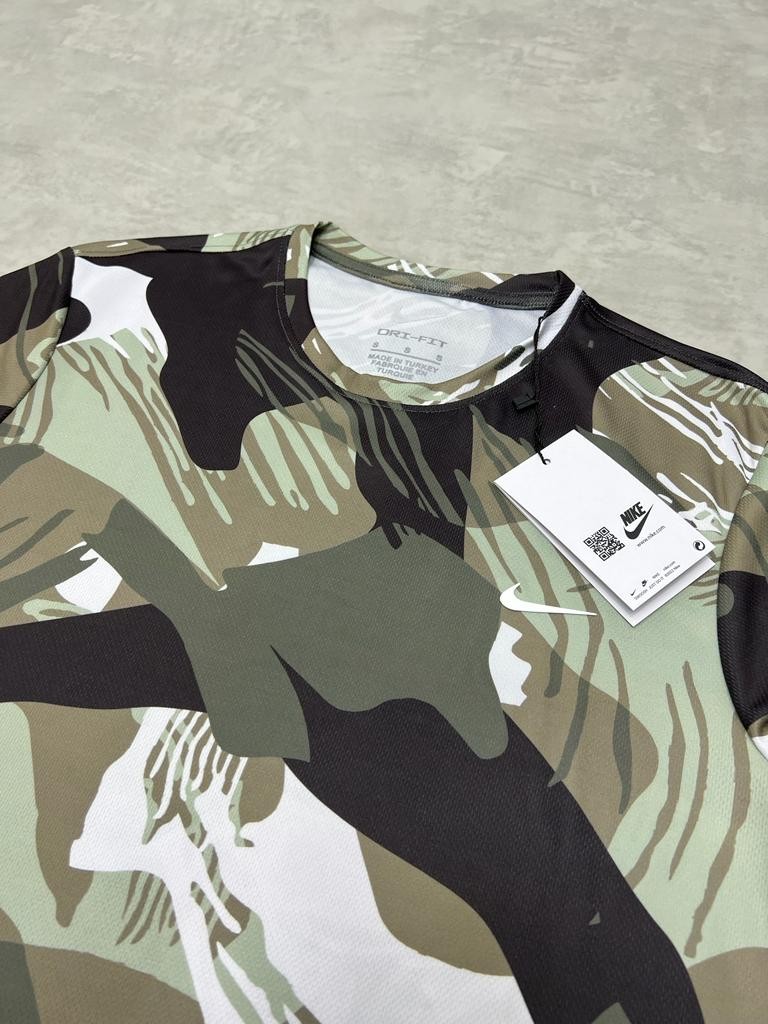 Camouflage Pattern Haki T-shirt