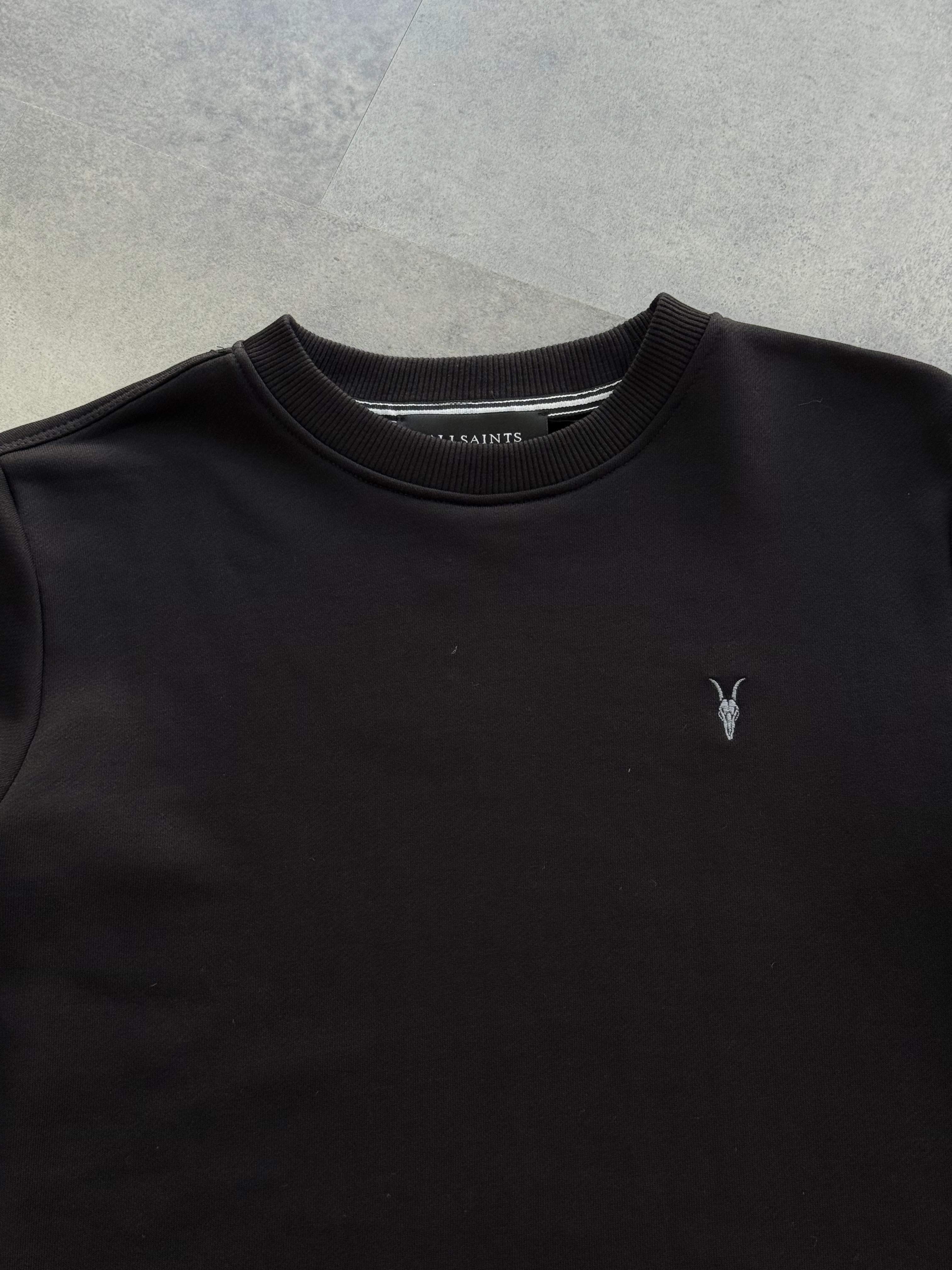 Yeni Sezon Basic Mini Logo Ceast Logo Sweatshirt