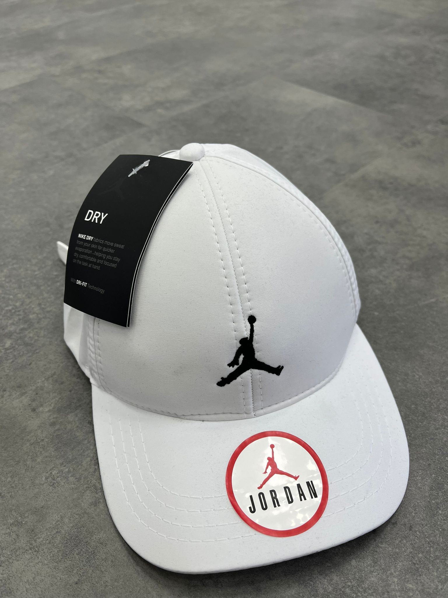 Yeni Sezon Nakış Logo White Şapka