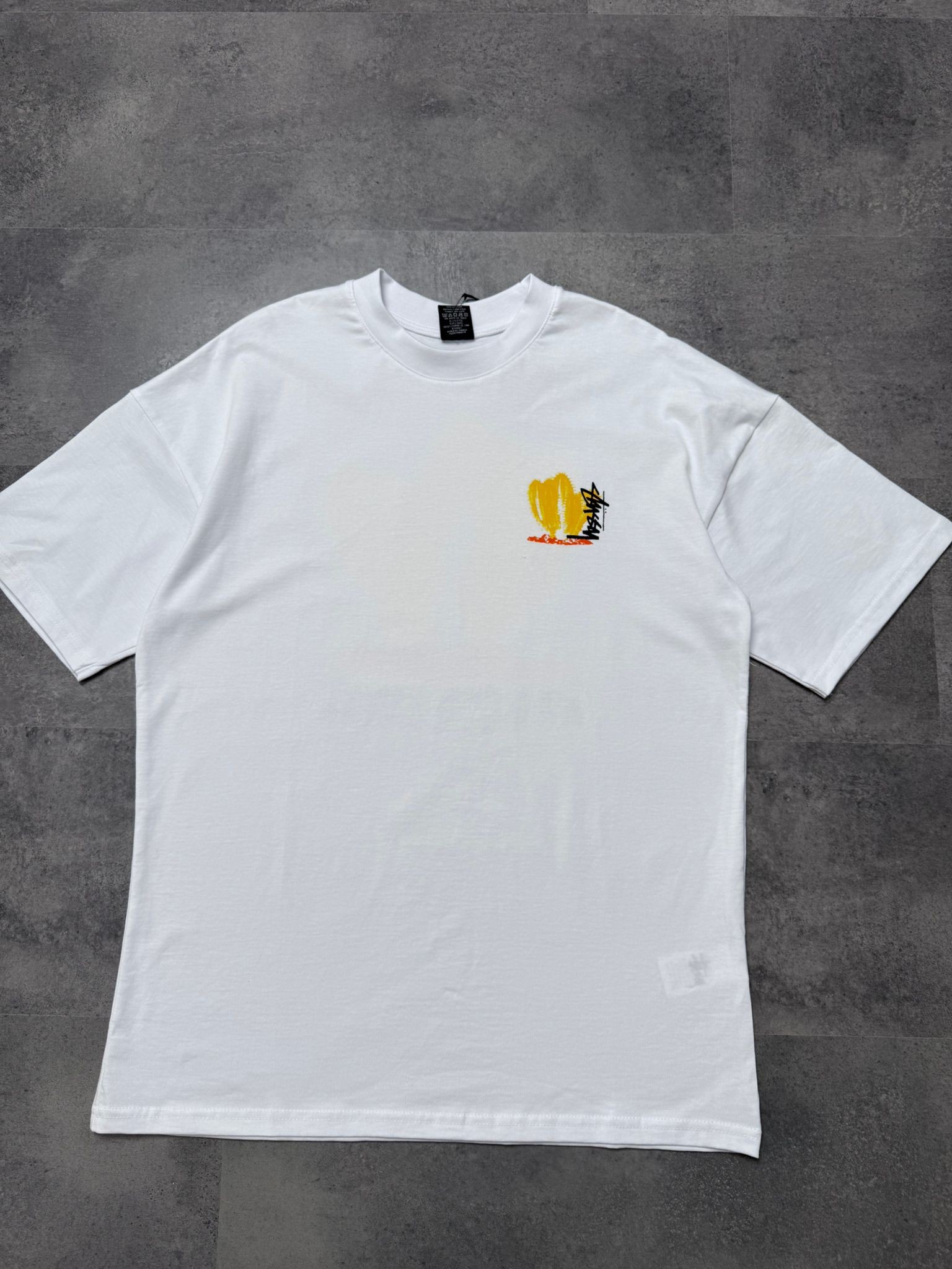 Yeni Sezon Midle East Back Print White T-shirt