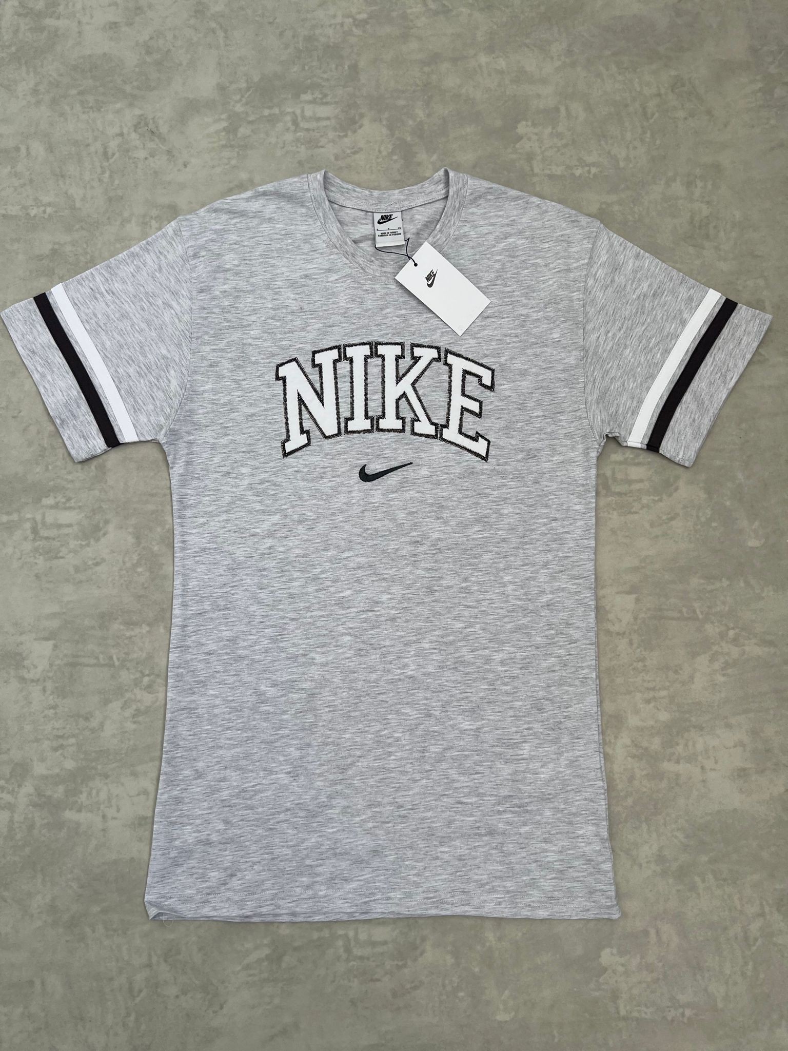 College Kolları Şeritli Aplike Gray T-shirt