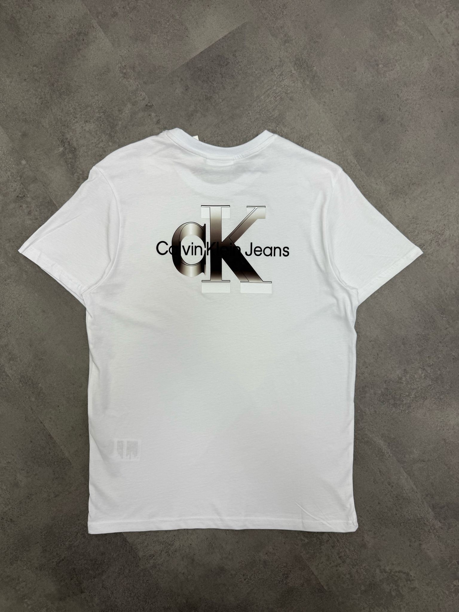 Yeni Sezon Back To Print 3D Logo T-shirt
