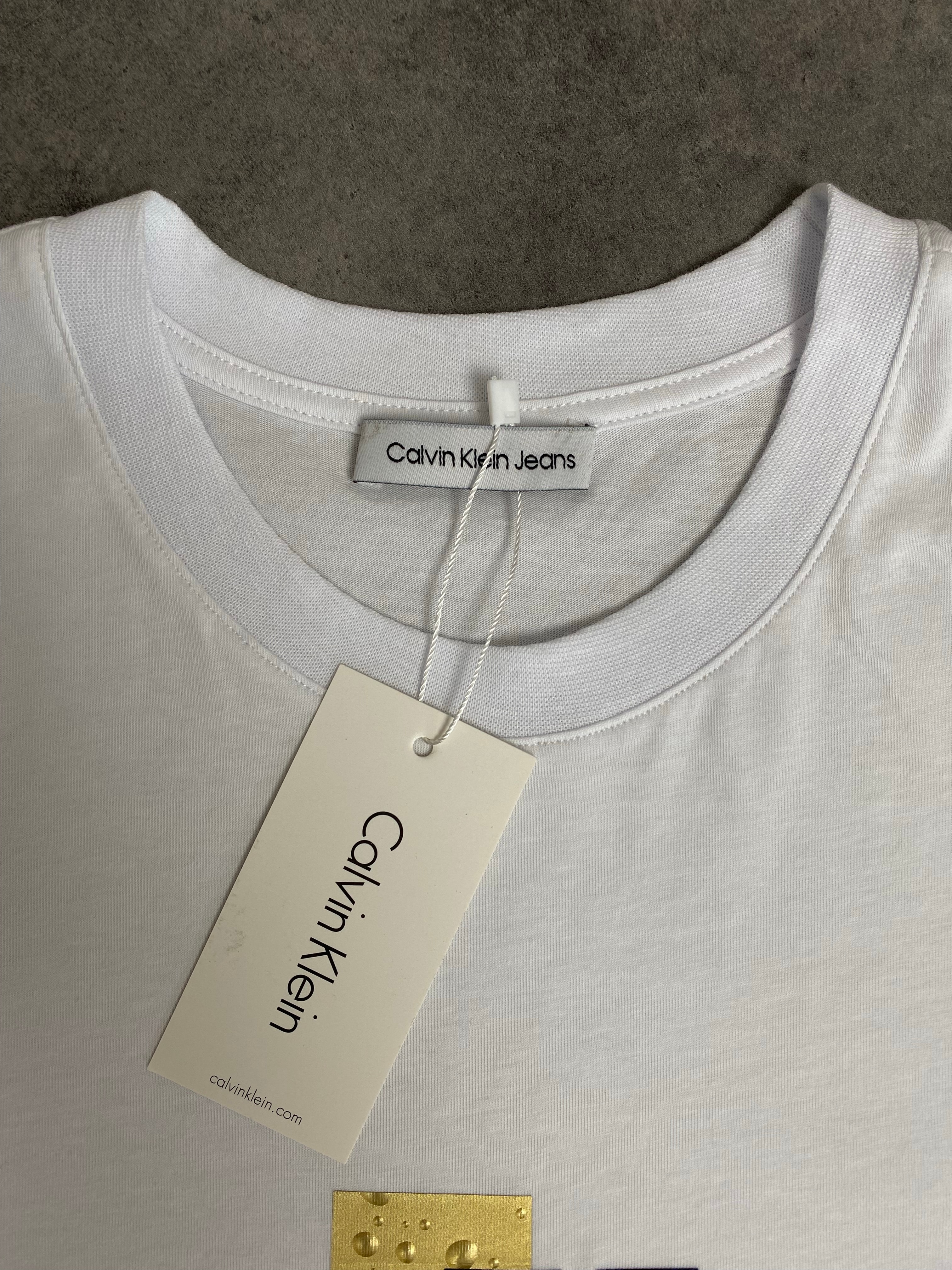 Yeni Sezon 3D Logo Print T-shirt