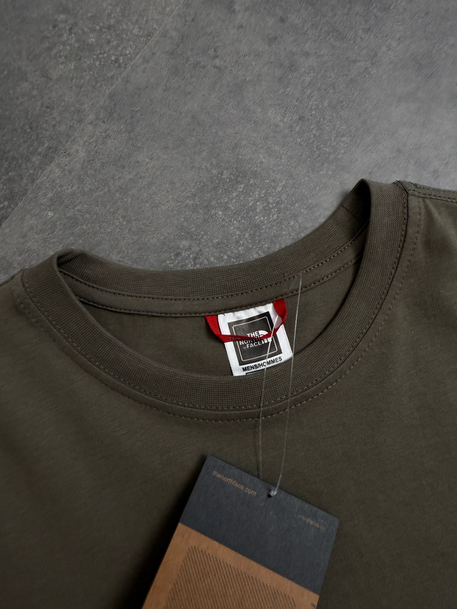 Yeni Sezon Basic Mini Logo Ceast T-shirt