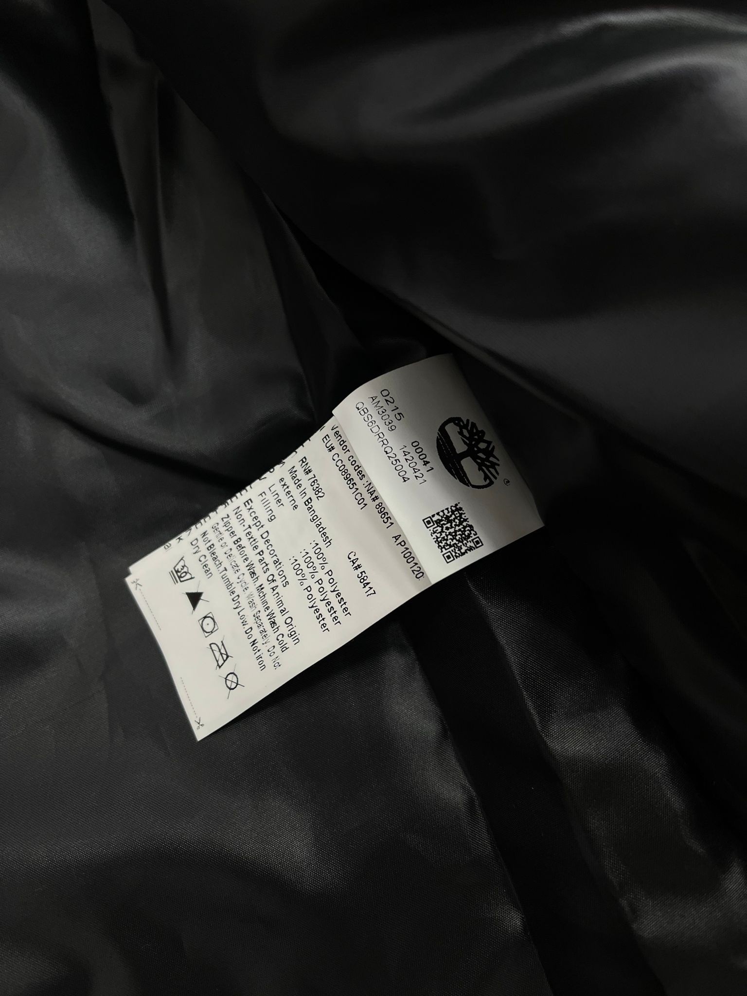 Yeni Sezon Özel WaterProof Şişme Nakış Logo Black Mont 