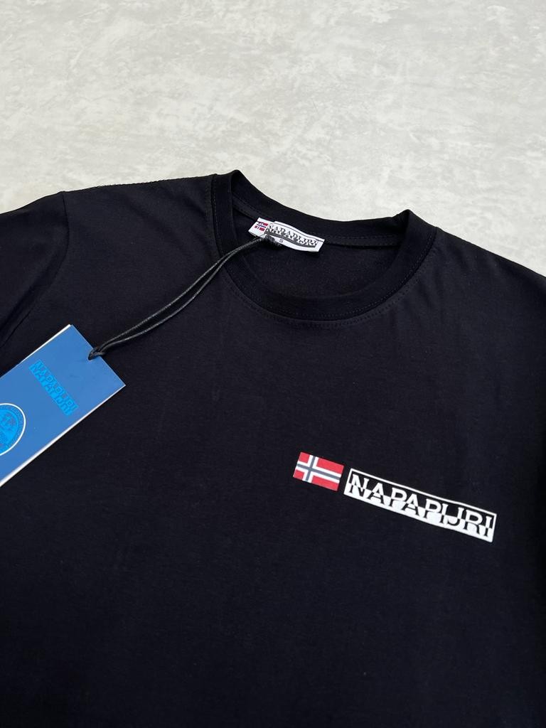 Mountain Mini Logo Black T-shirt