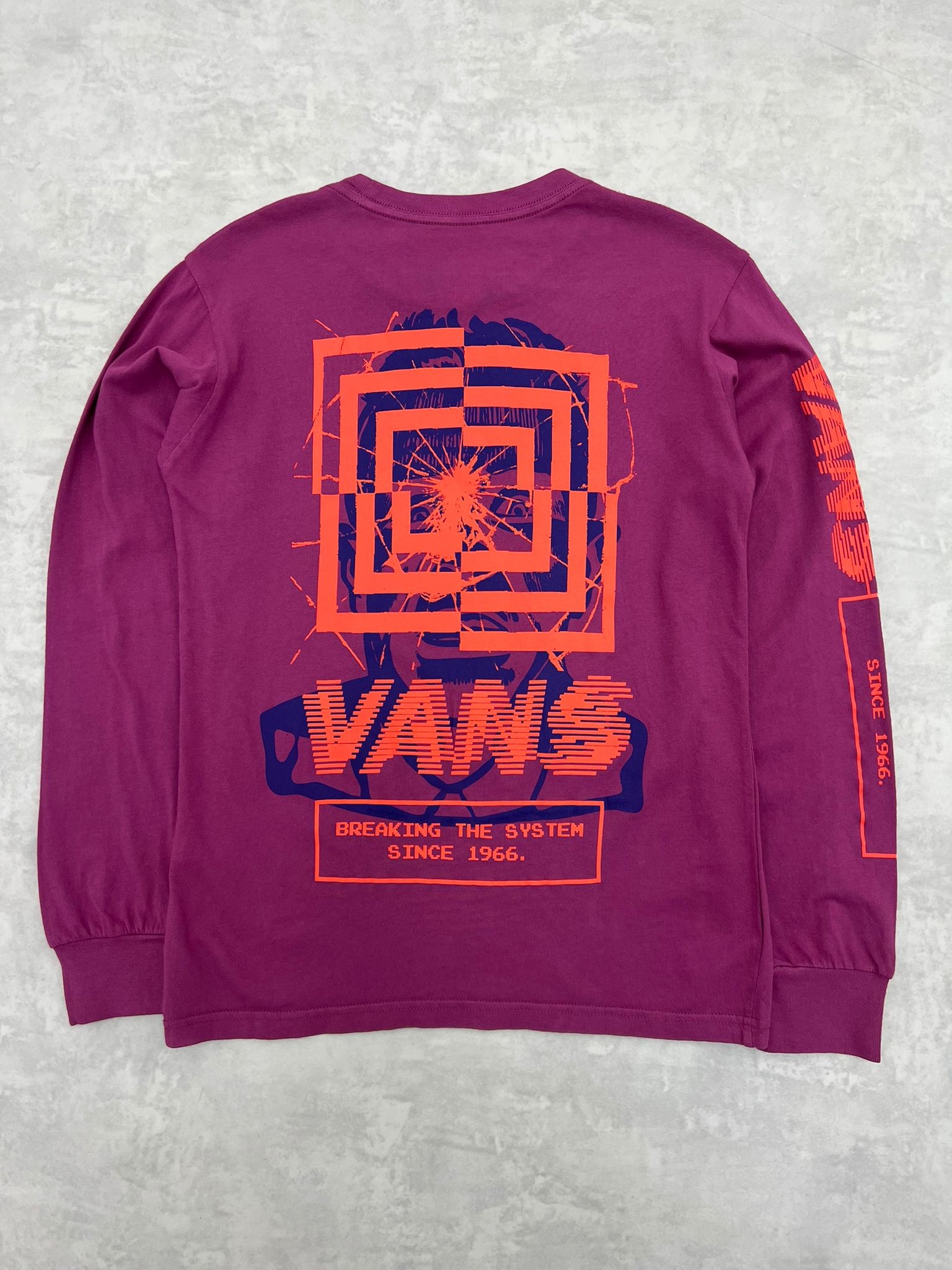 Back To Print Breaking The System Bordo Long Sleeve 