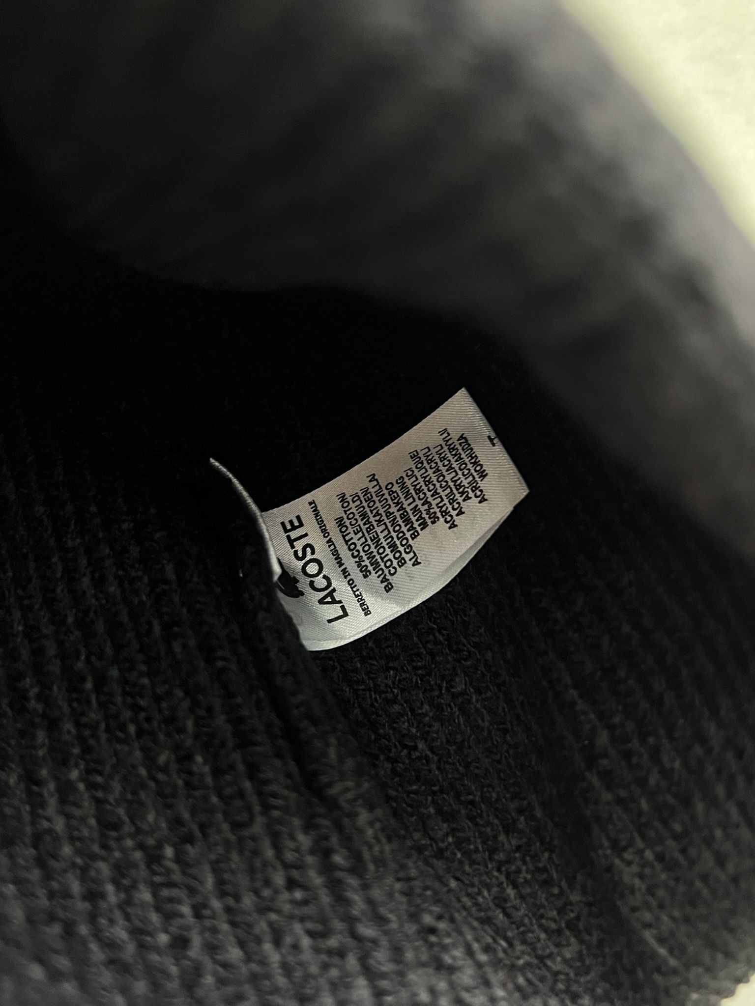 Classic Basic Yün Black Bere