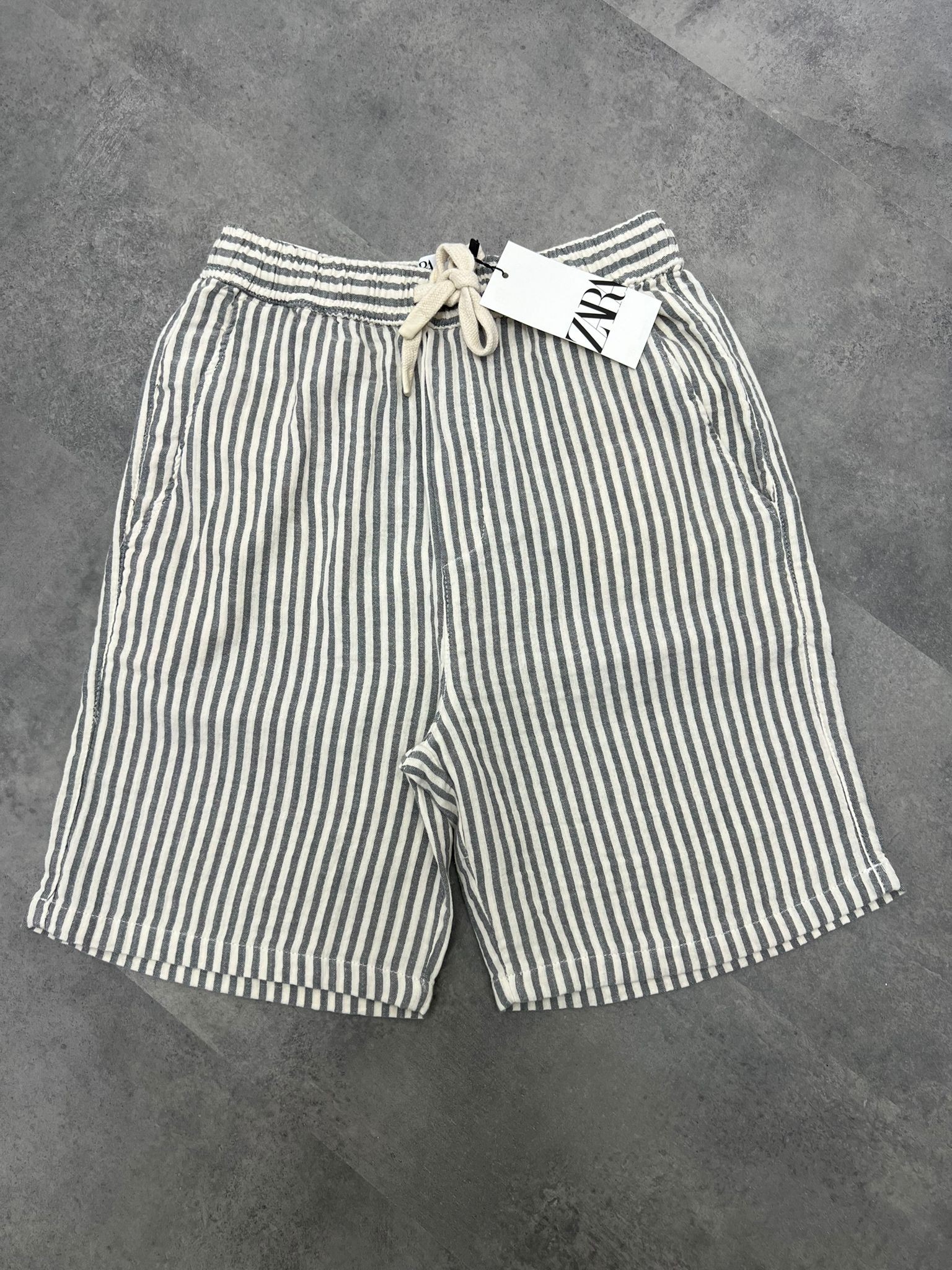 Yeni Sezon Keten Gray Cream Çizgili Premium Şort
