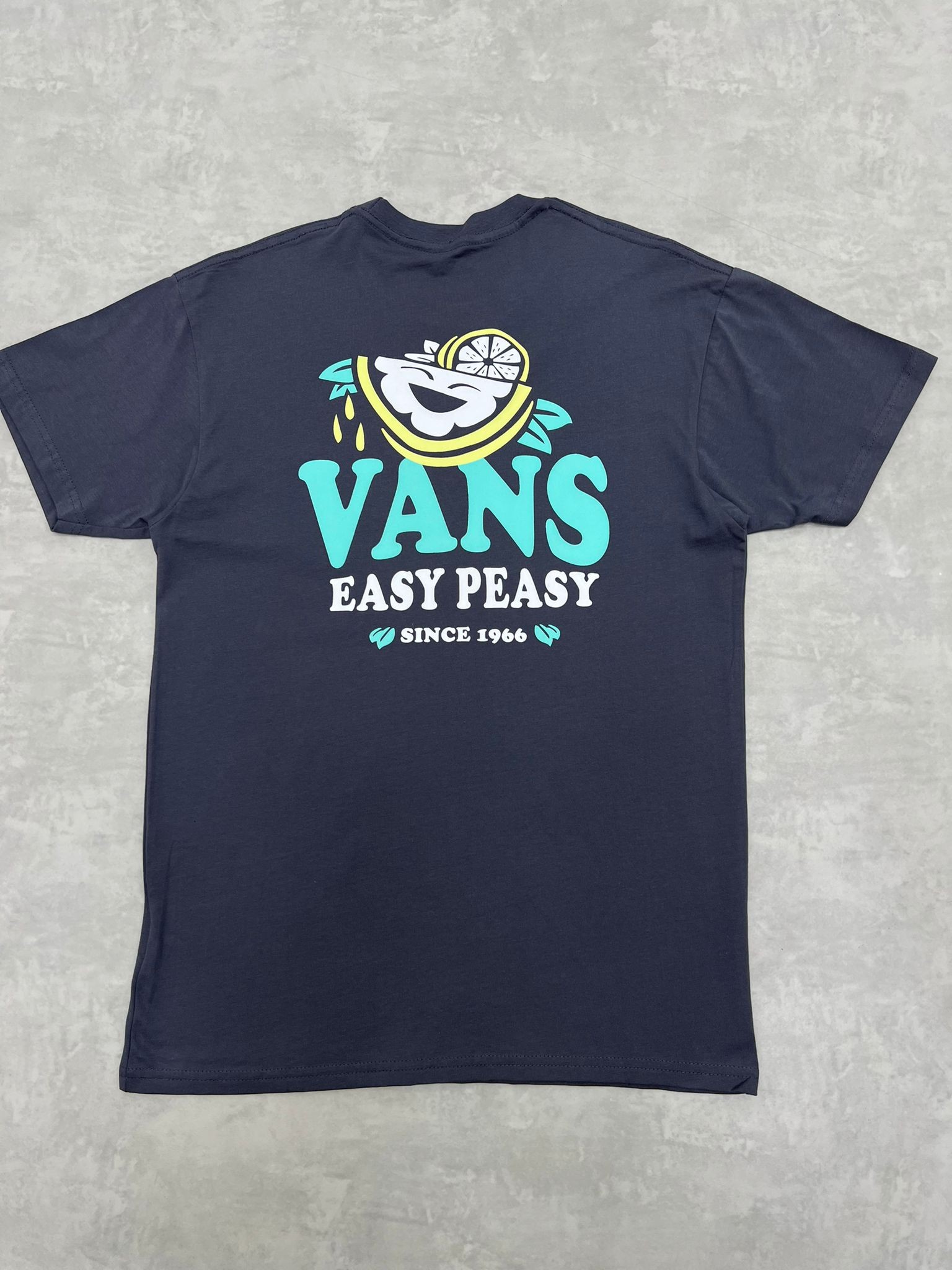 Easy Peasy Classic  Of The Wall Back Print Antrasit T-shirt