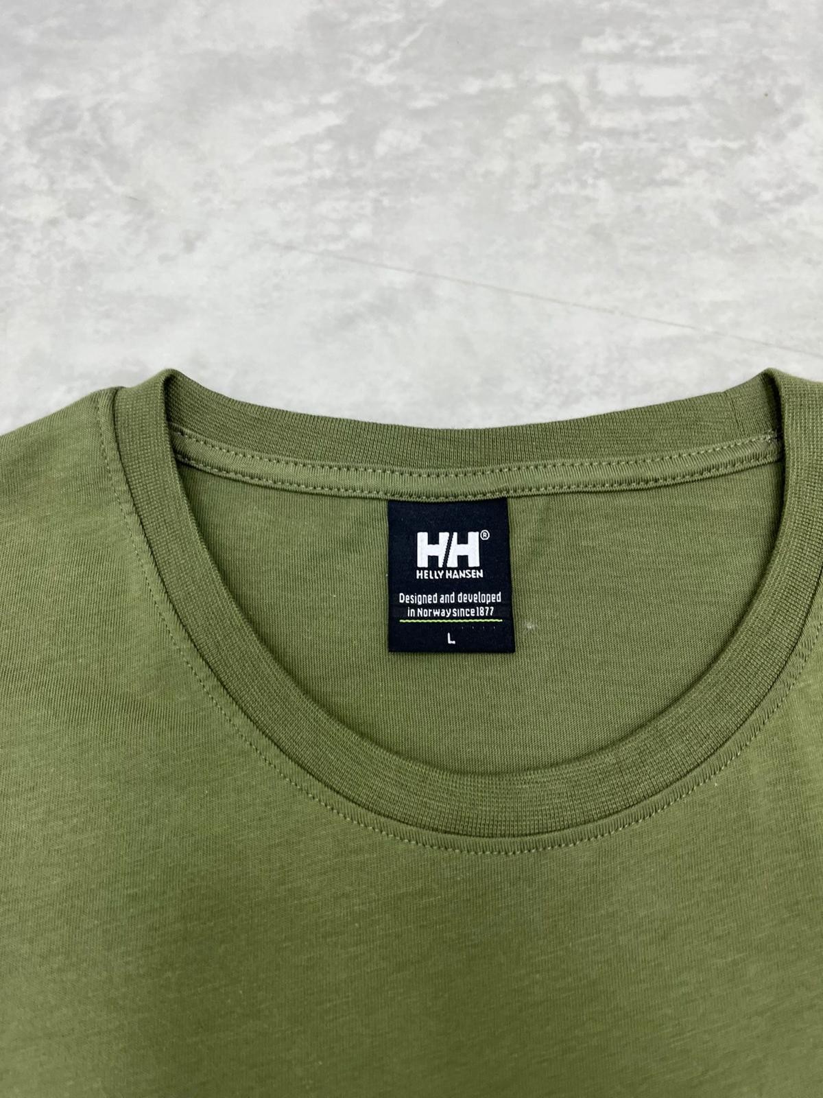 Basic Mountain Logo Haki T-shirt