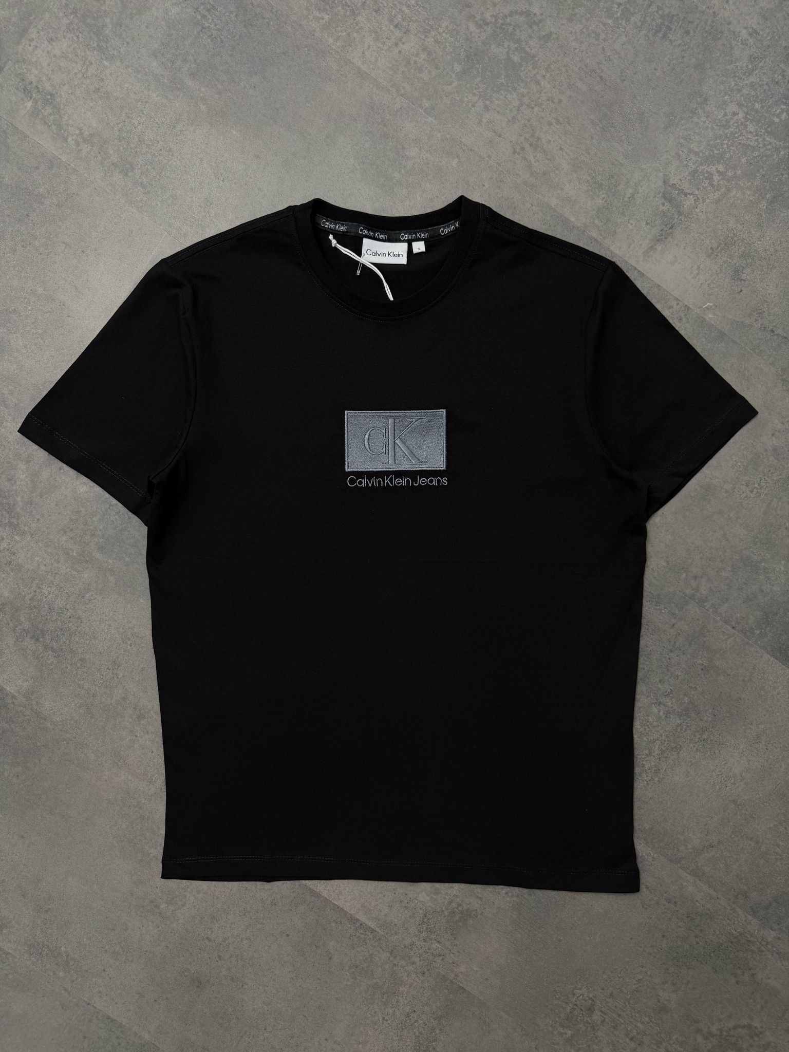 Yeni Sezon Nakış Square T-shirt