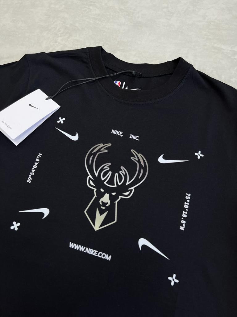 Milwaukee Essential Logo Black T-shirt