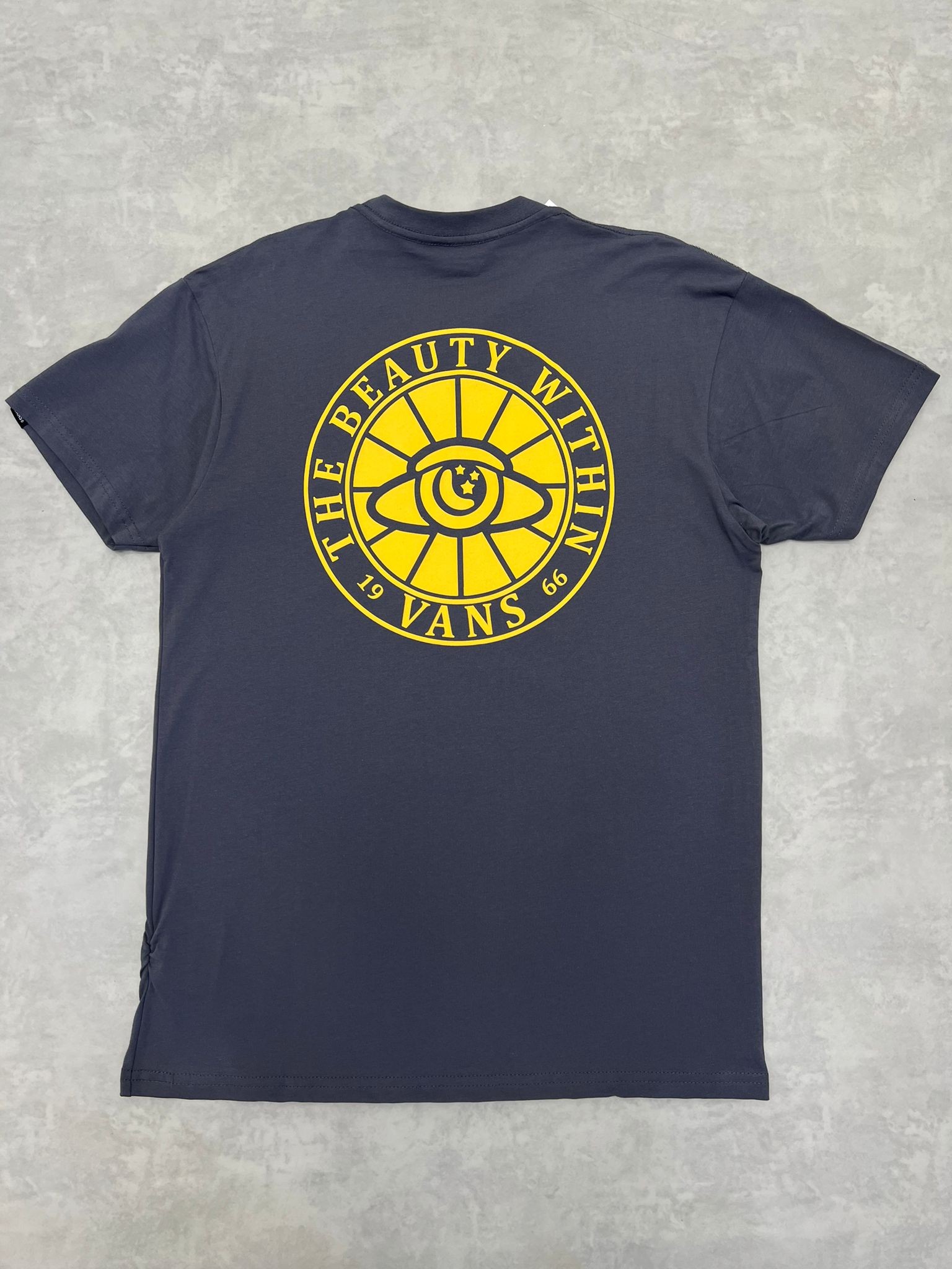 The Beauty Of The Wall Back Print Antrasit T-shirt
